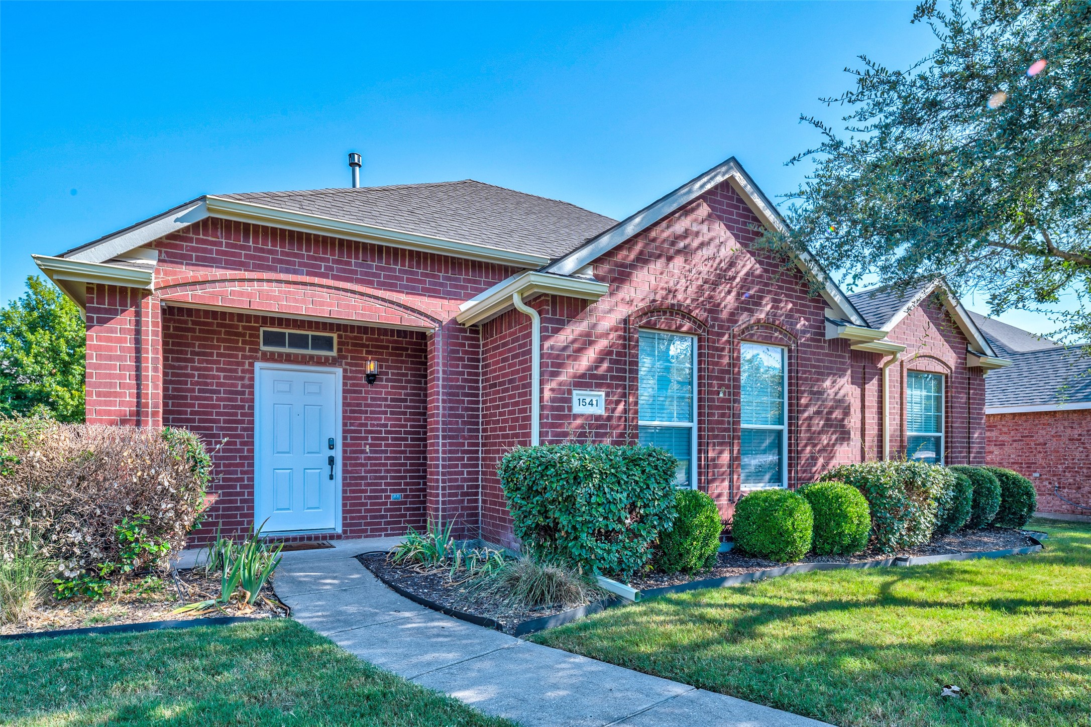 1541 Cliff Creek Drive Allen TX 75002