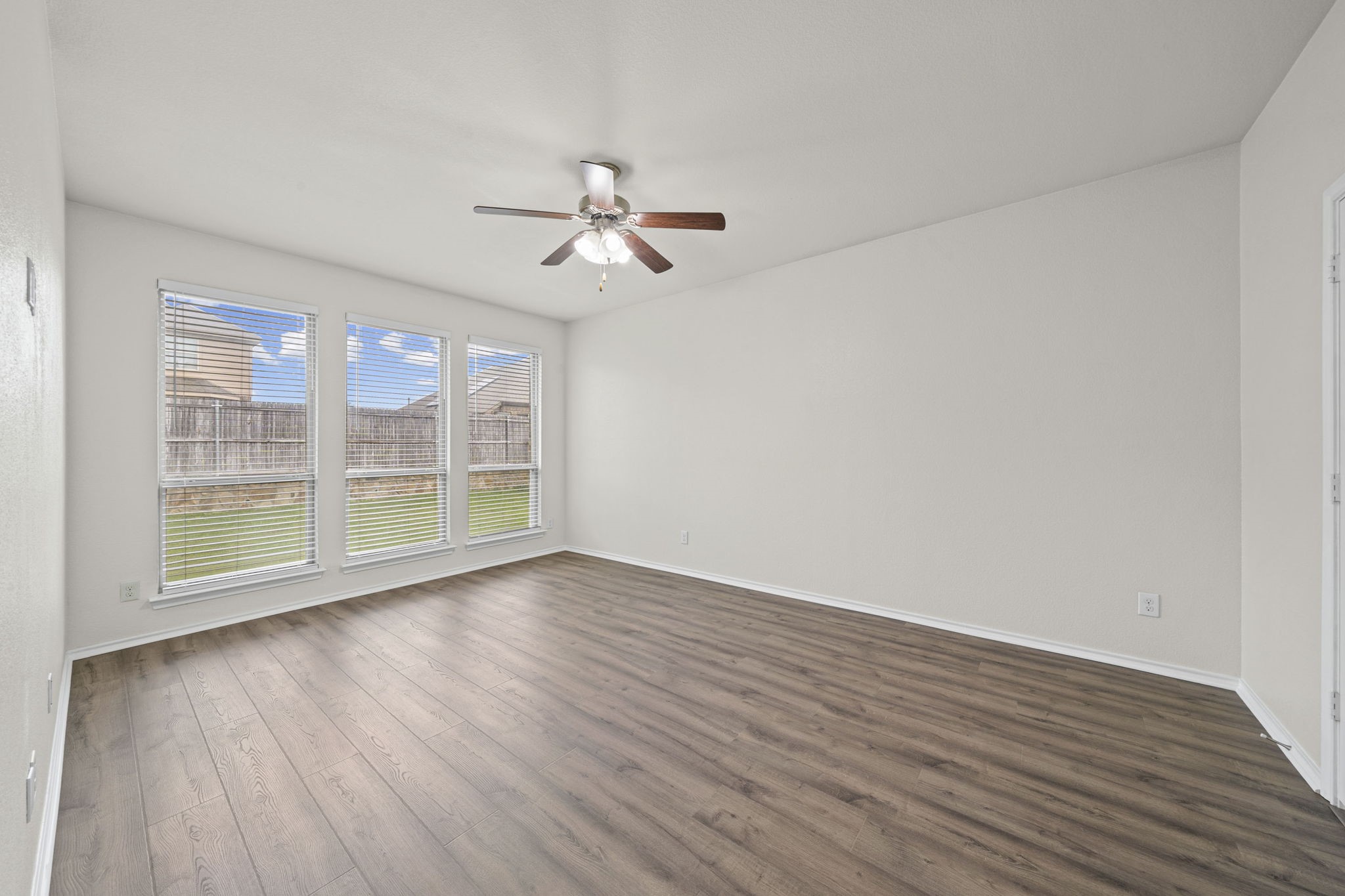 1205 Crest Ridge Drive Glenn Heights TX 75154
