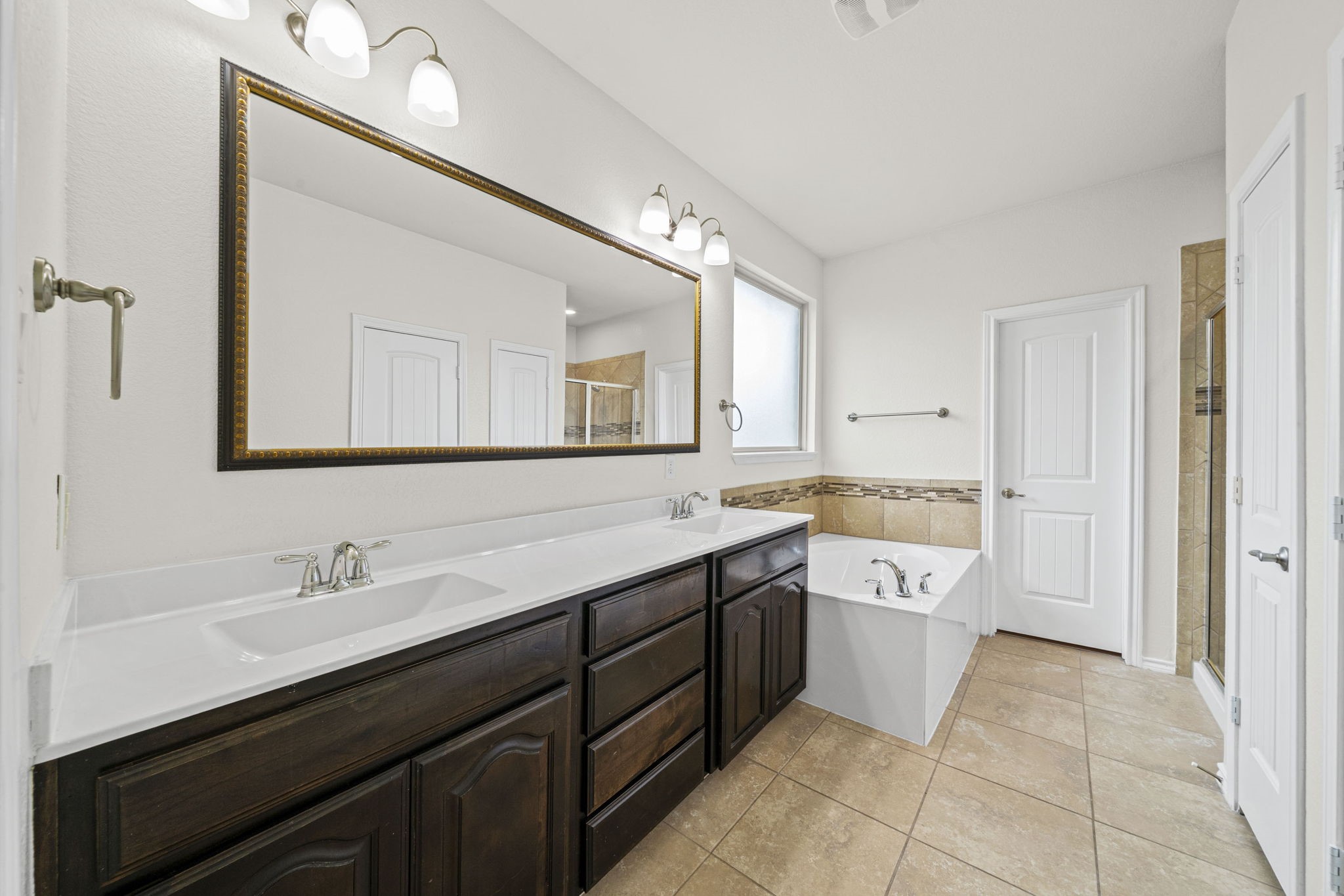 1205 Crest Ridge Drive Glenn Heights TX 75154