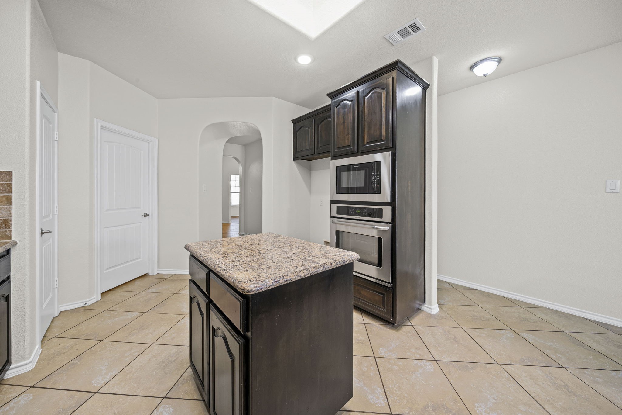 1205 Crest Ridge Drive Glenn Heights TX 75154