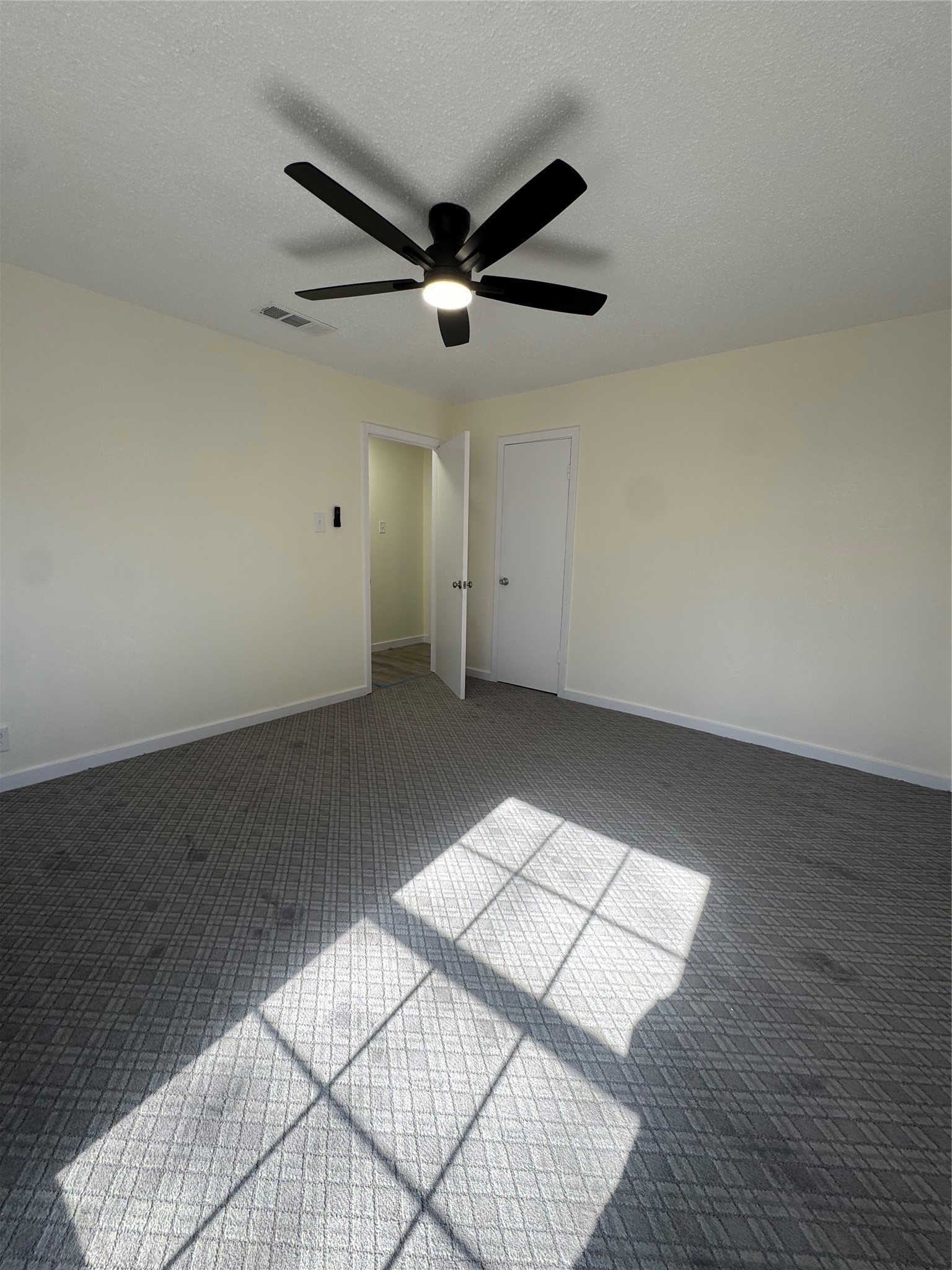 214 E Acheson Street Denison TX 75021