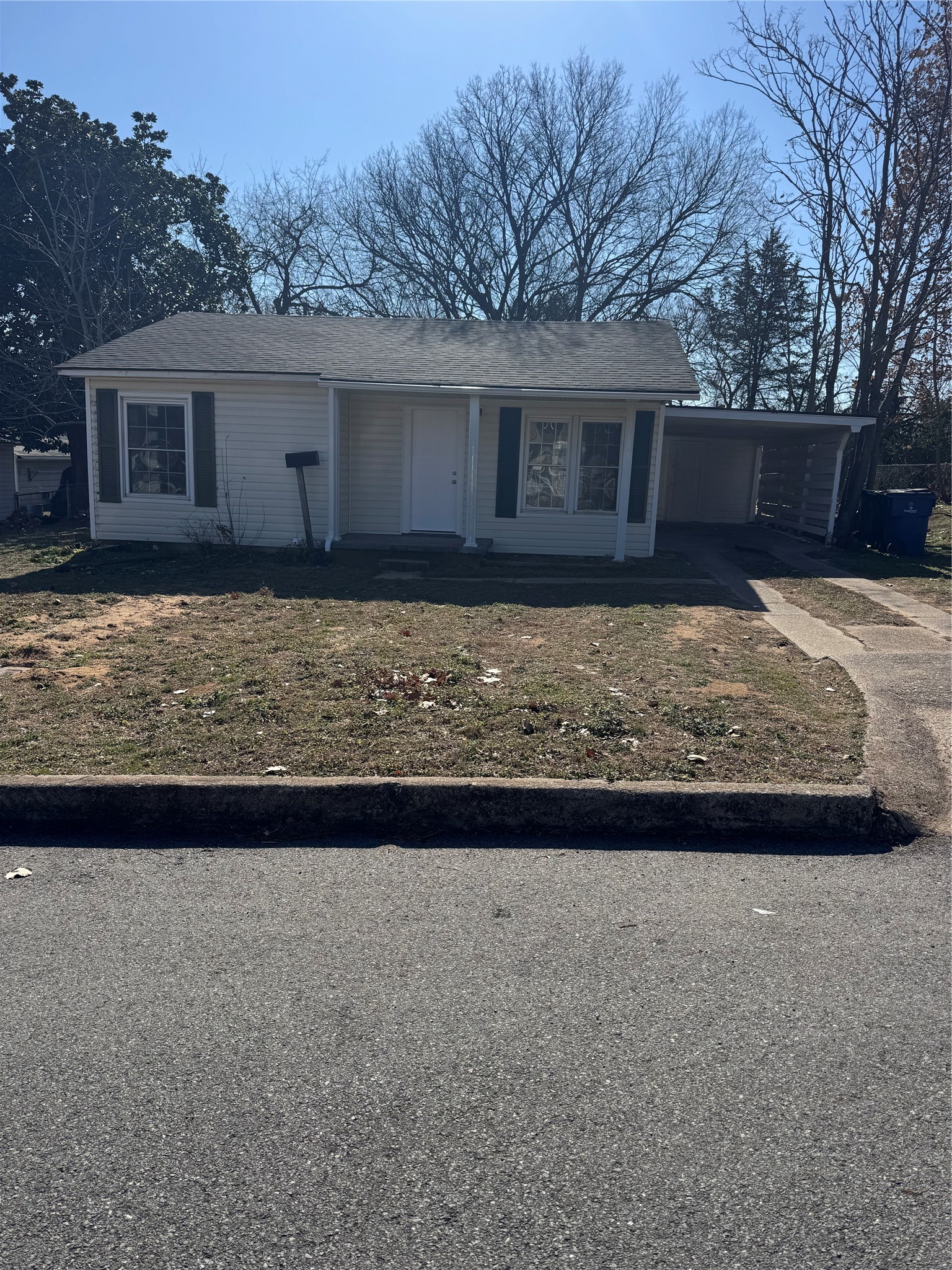 214 E Acheson Street Denison TX 75021