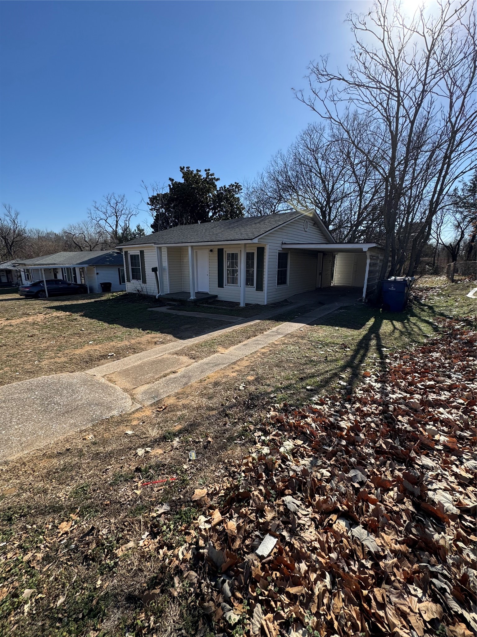 214 E Acheson Street Denison TX 75021