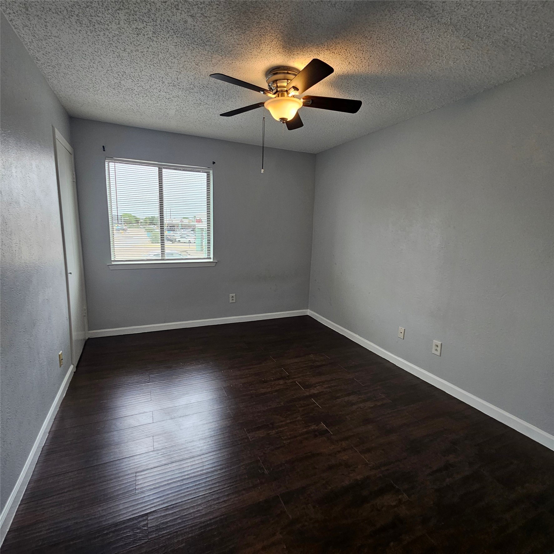 3931 N Garland Avenue Garland TX 75040