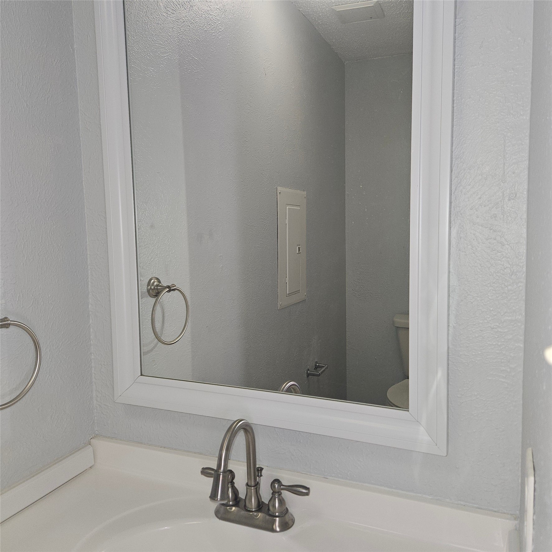 3931 N Garland Avenue Garland TX 75040