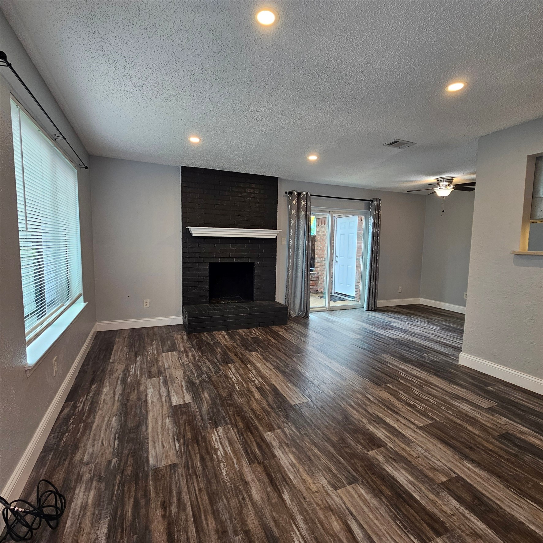 3931 N Garland Avenue Garland TX 75040