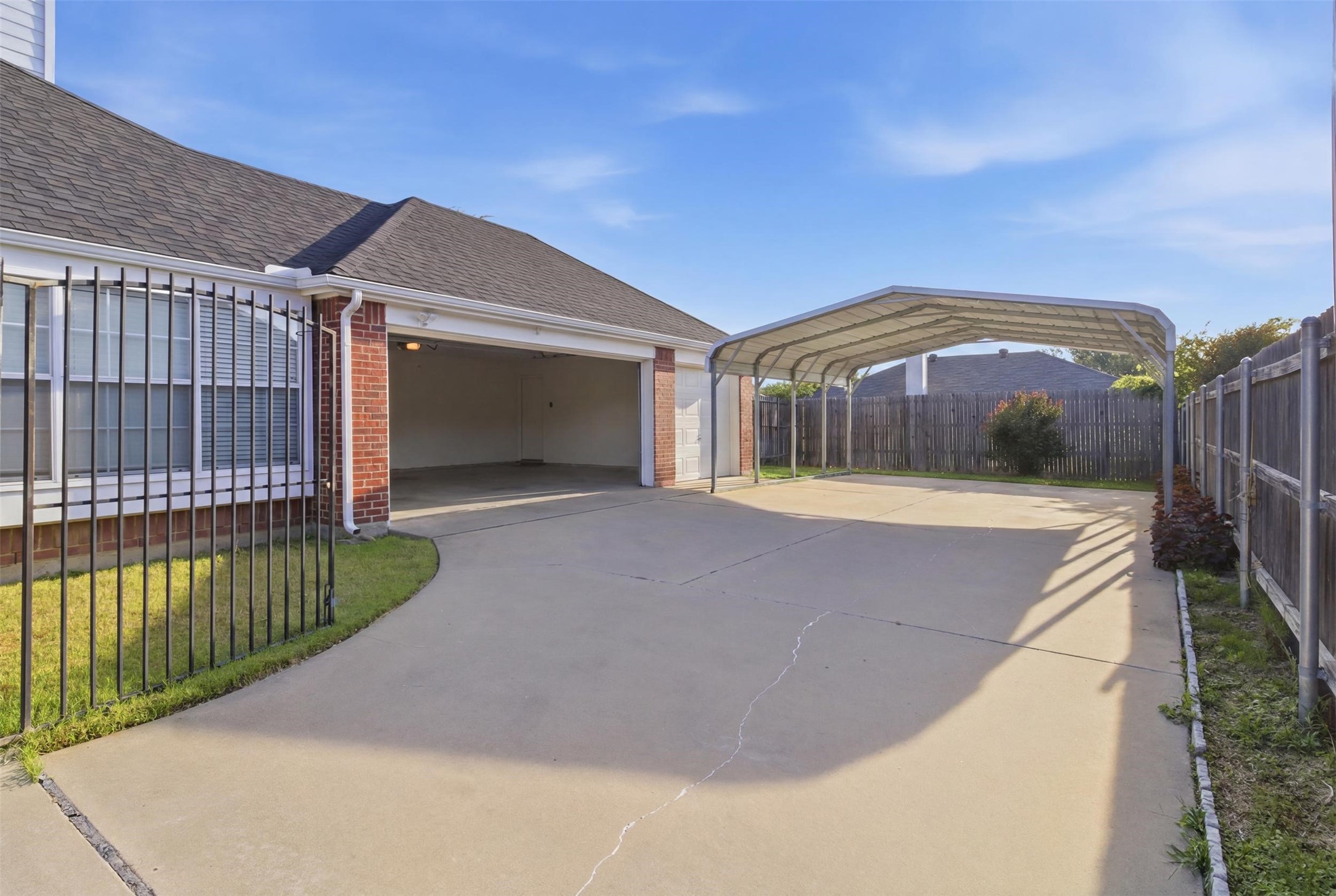 2707 Rocky Creek Drive Mansfield TX 76063
