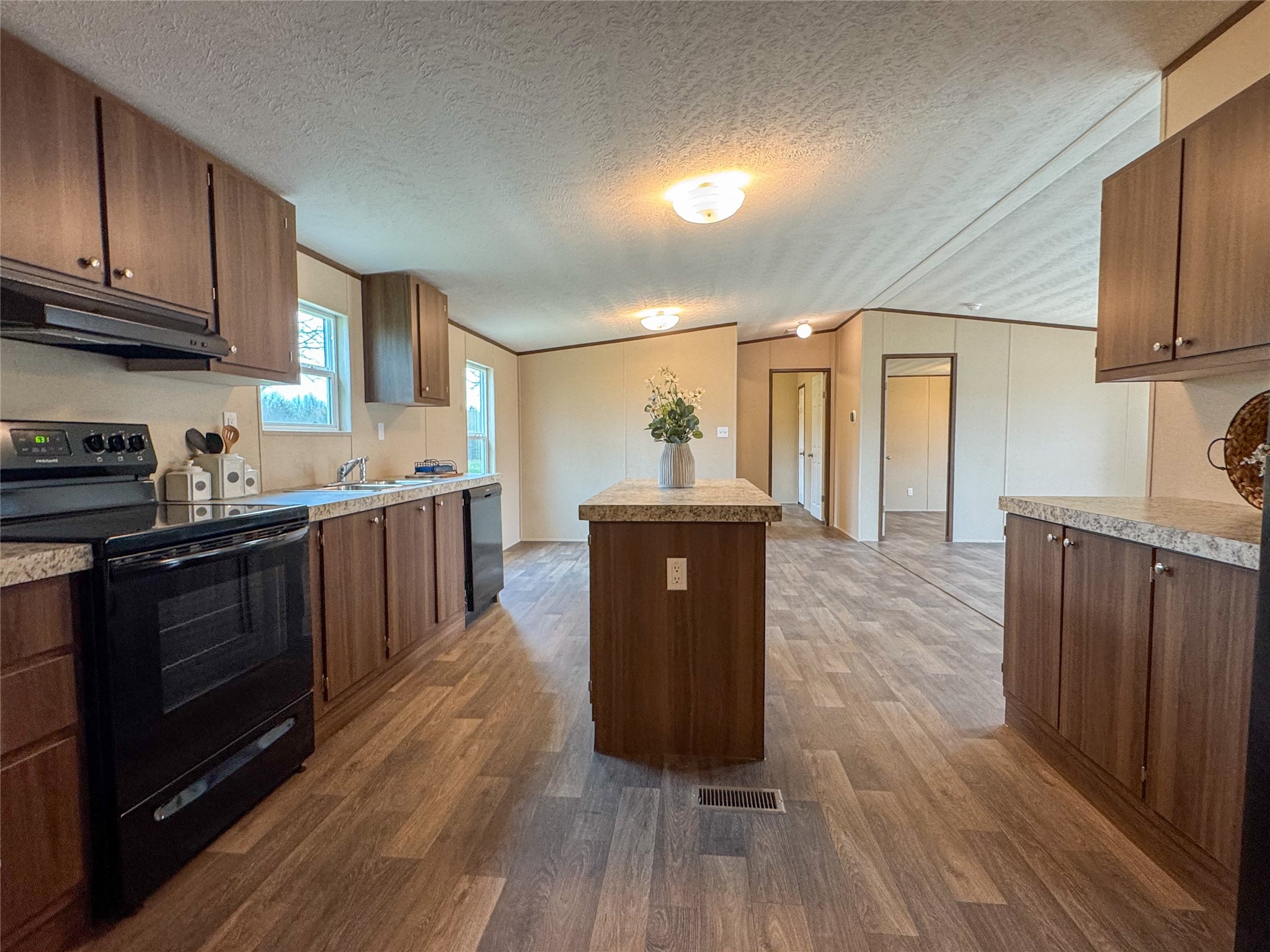 256 County Road 3101 Greenville TX 75402