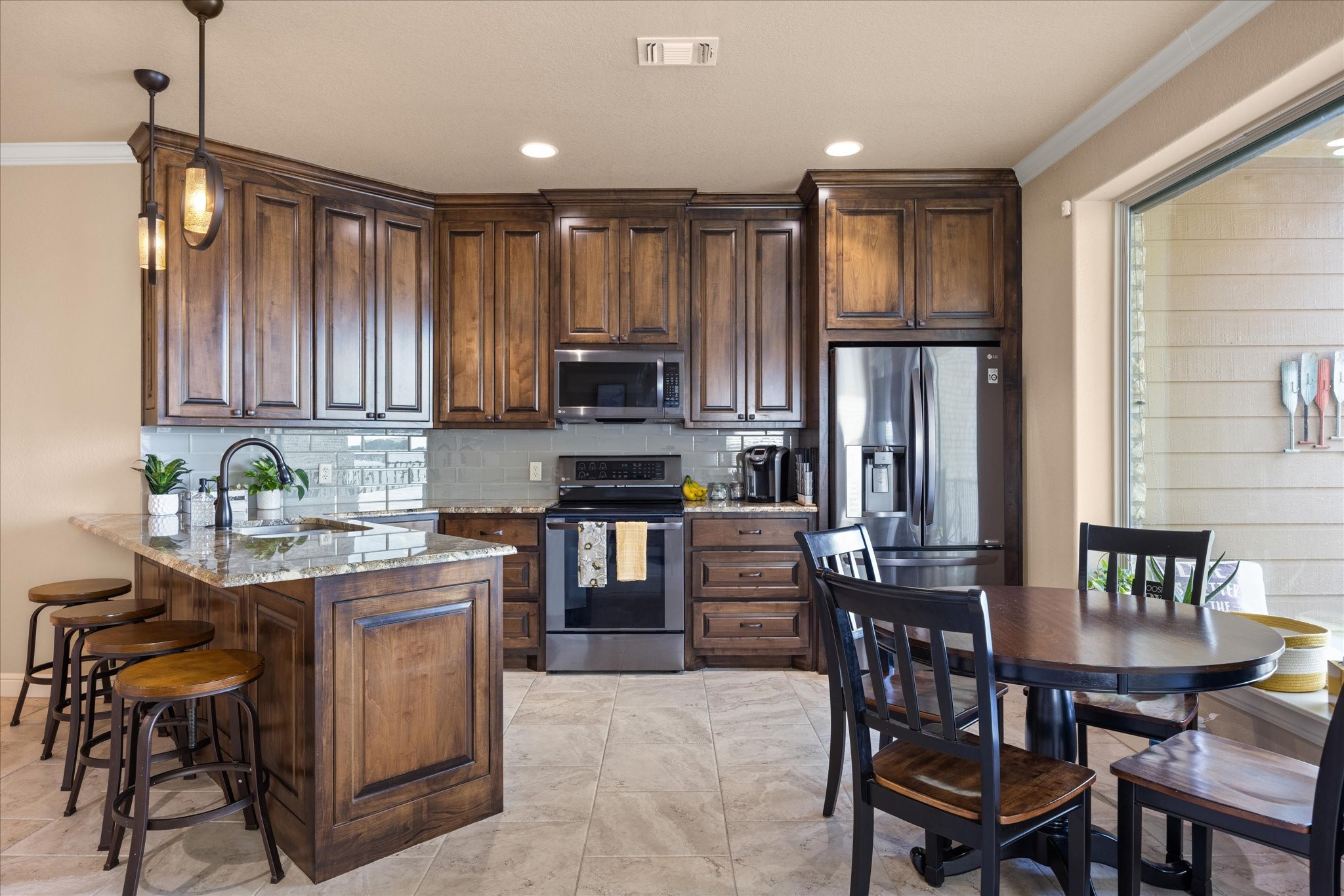 401 E Pearl Street Granbury TX 76048