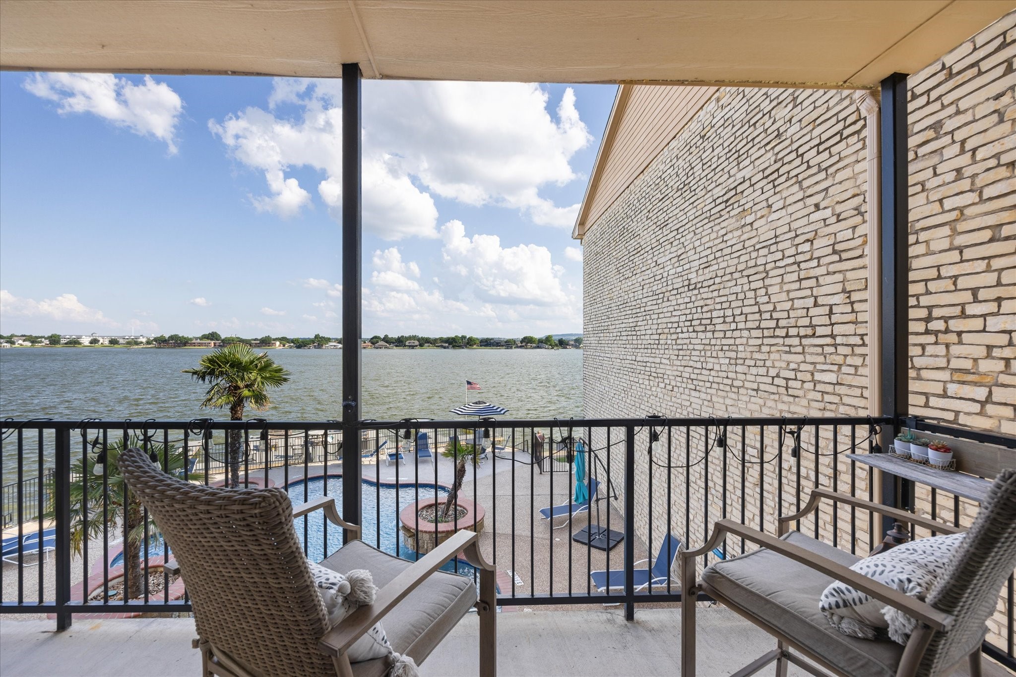 401 E Pearl Street Granbury TX 76048