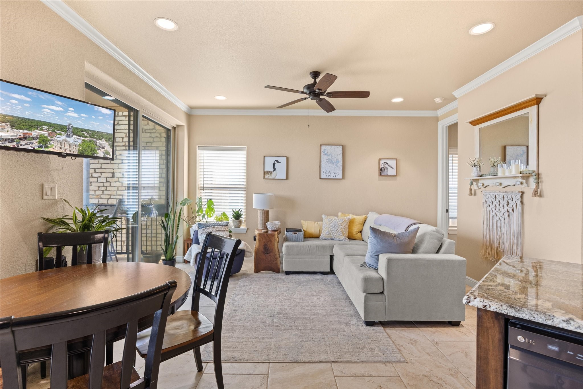 401 E Pearl Street Granbury TX 76048