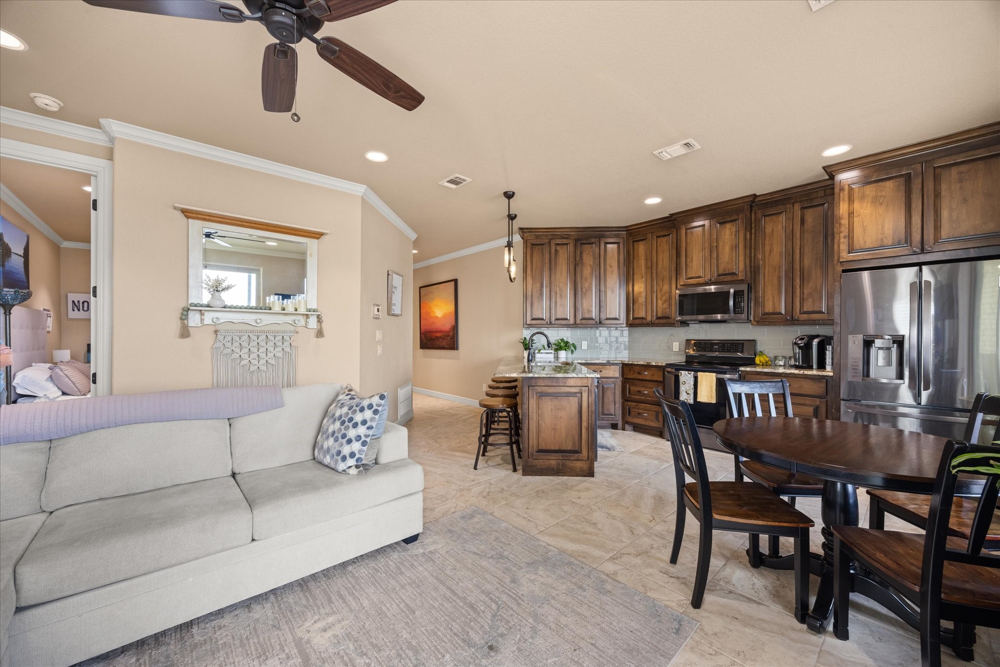 401 E Pearl Street Granbury TX 76048