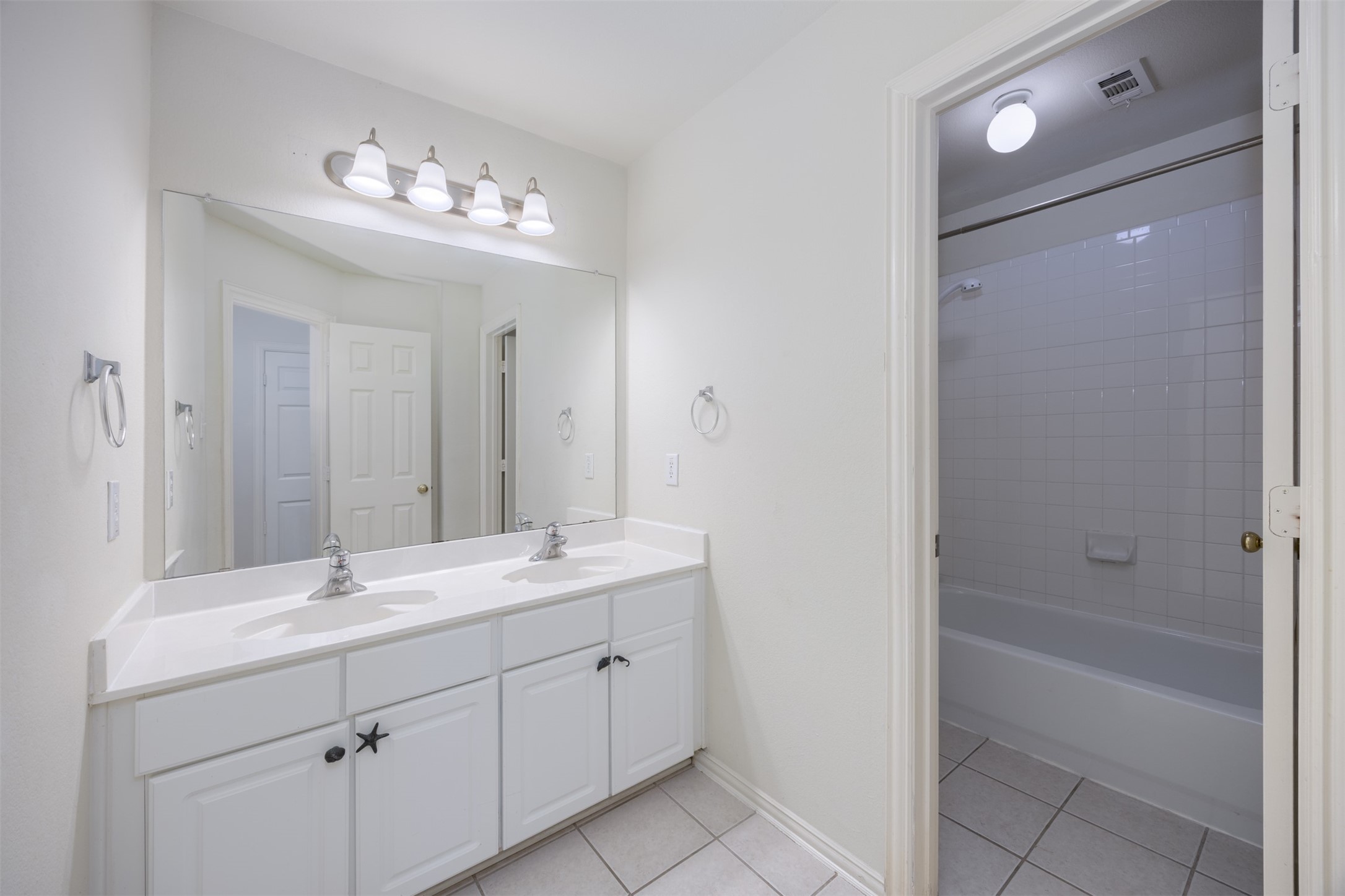 6609 Amesbury Lane Rowlett TX 75089
