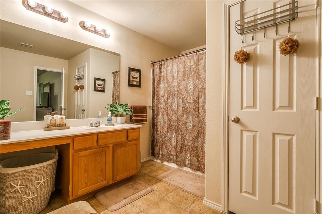 8832 Elk Creek Lane Fort Worth TX 76123