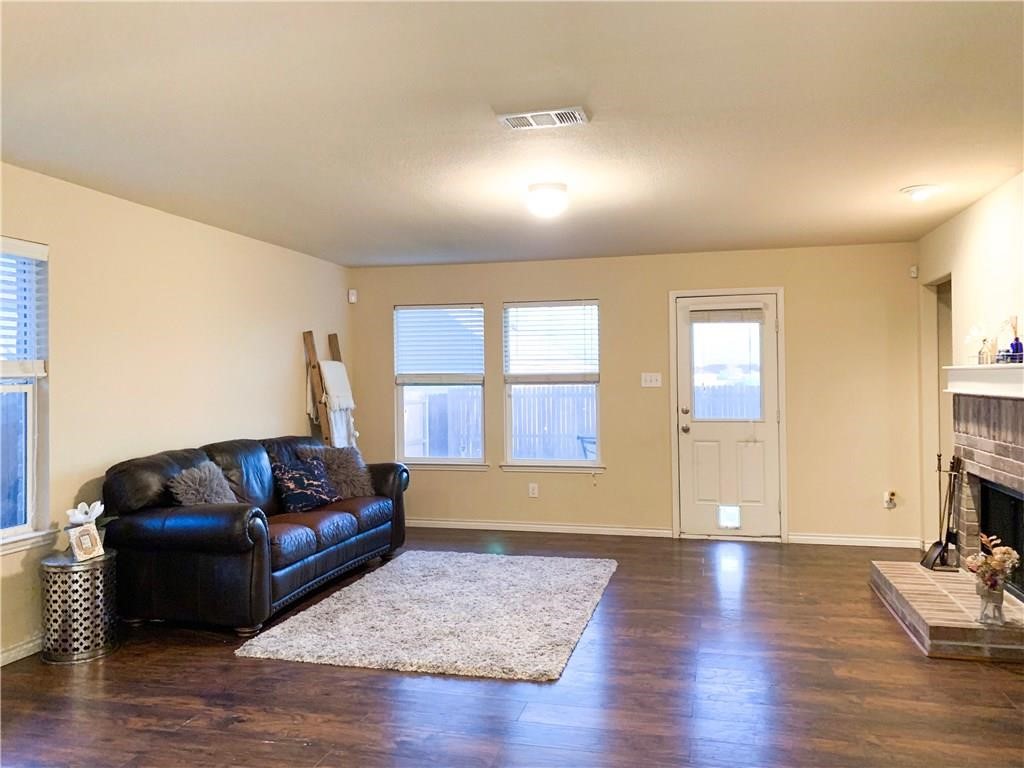 8832 Elk Creek Lane Fort Worth TX 76123
