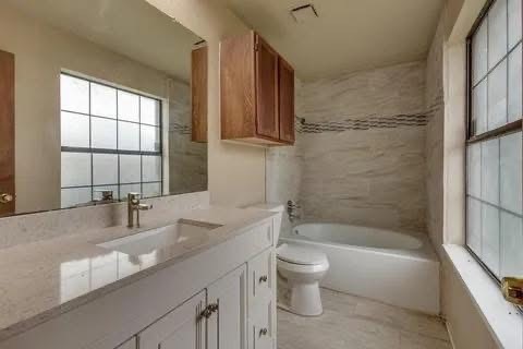 10611 Woodleaf Drive Dallas TX 75227