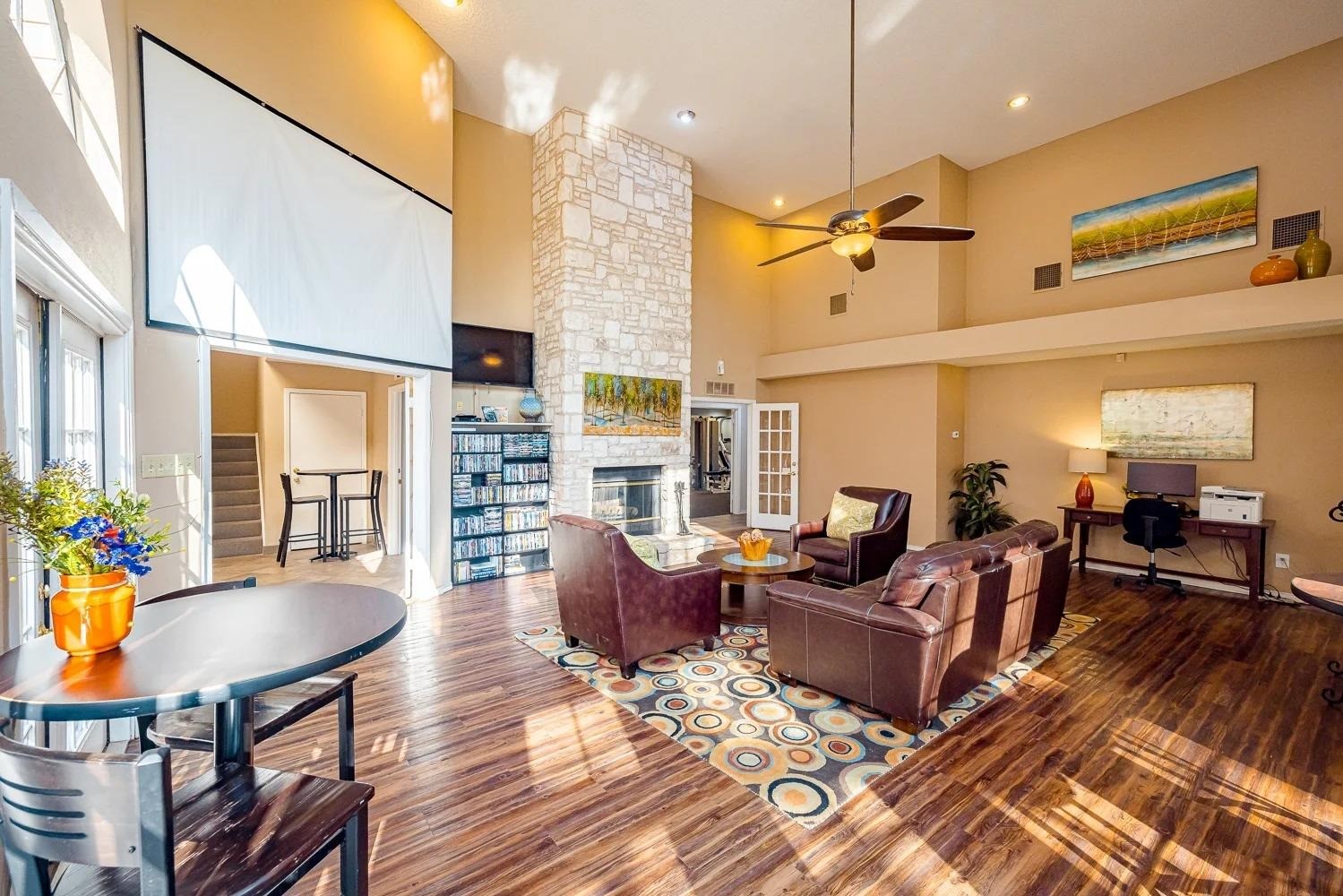2809 W William Cannon Drive Austin TX 78745