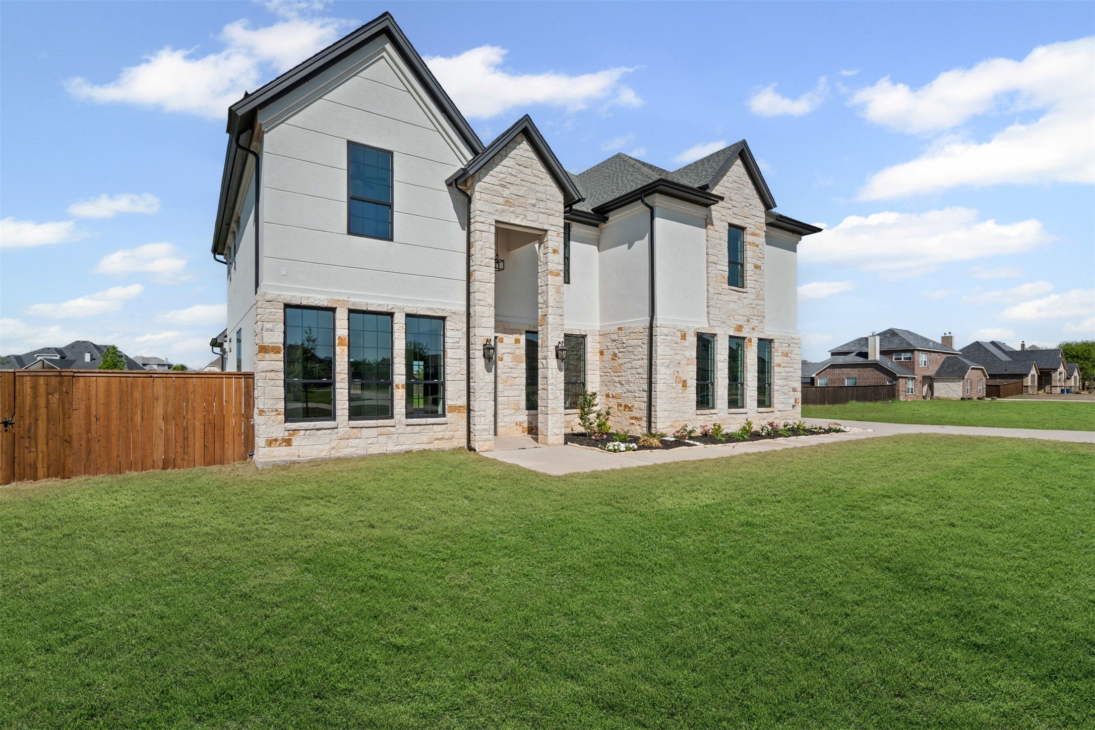 681 Davenport Drive Waxahachie TX 75167