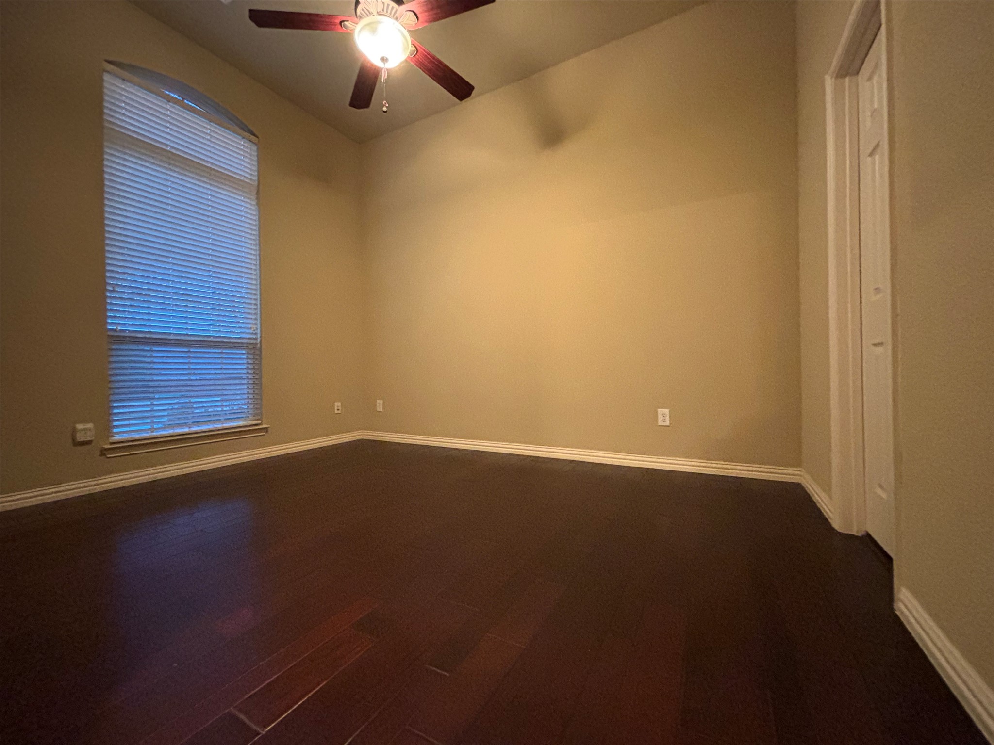 7812 Edgeglen Trail Sachse TX 75048