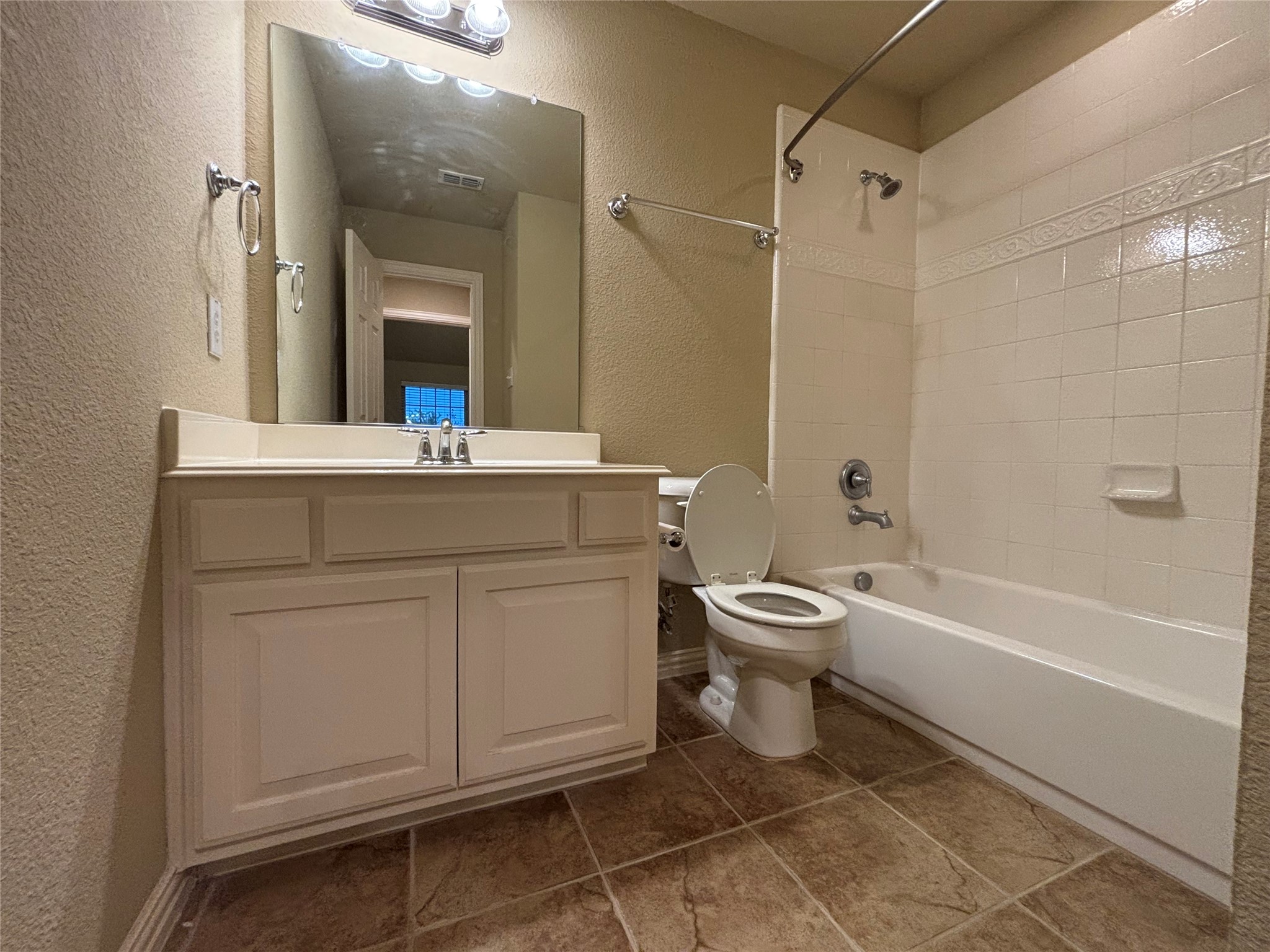 7812 Edgeglen Trail Sachse TX 75048