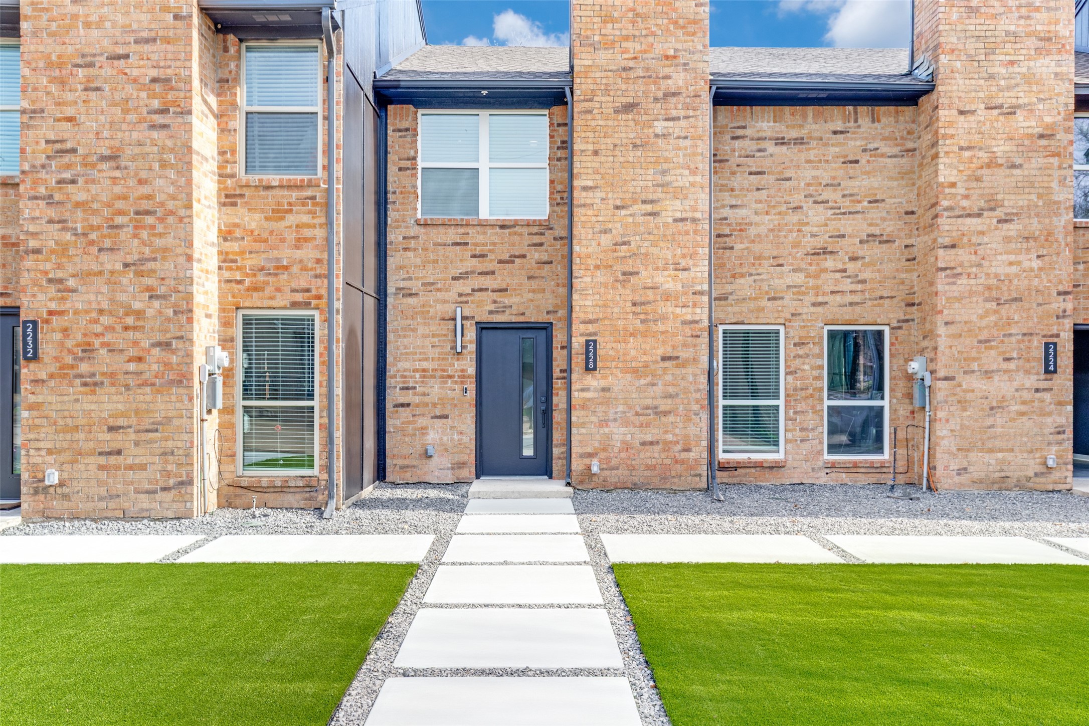 2228 Colony Court Dallas TX 75235