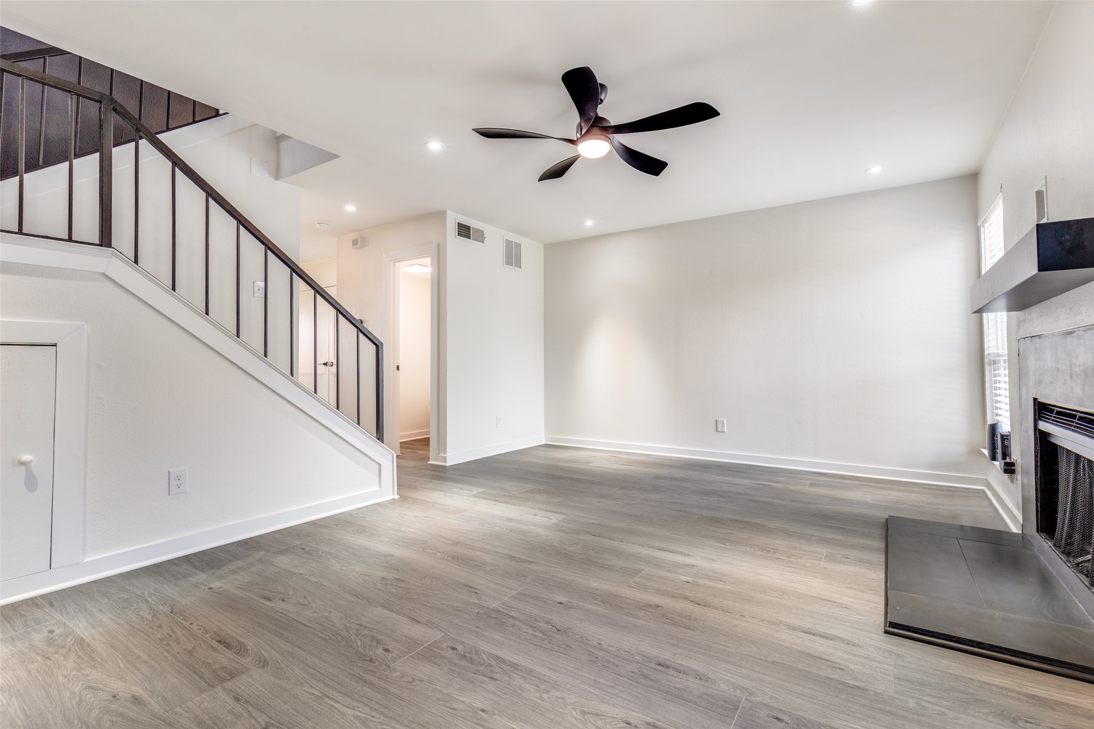 2228 Colony Court Dallas TX 75235