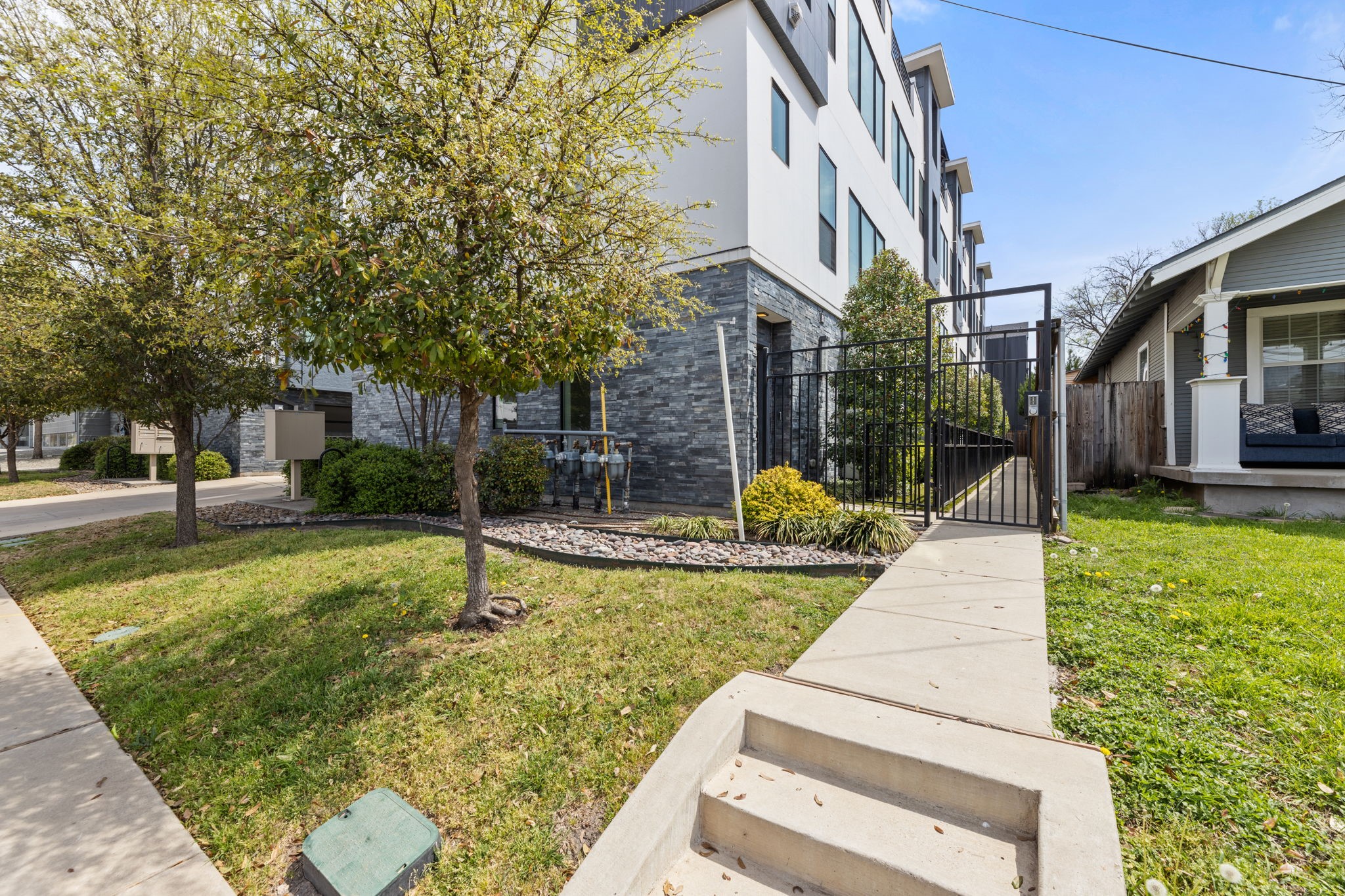 4522 Deere Street Dallas TX 75204