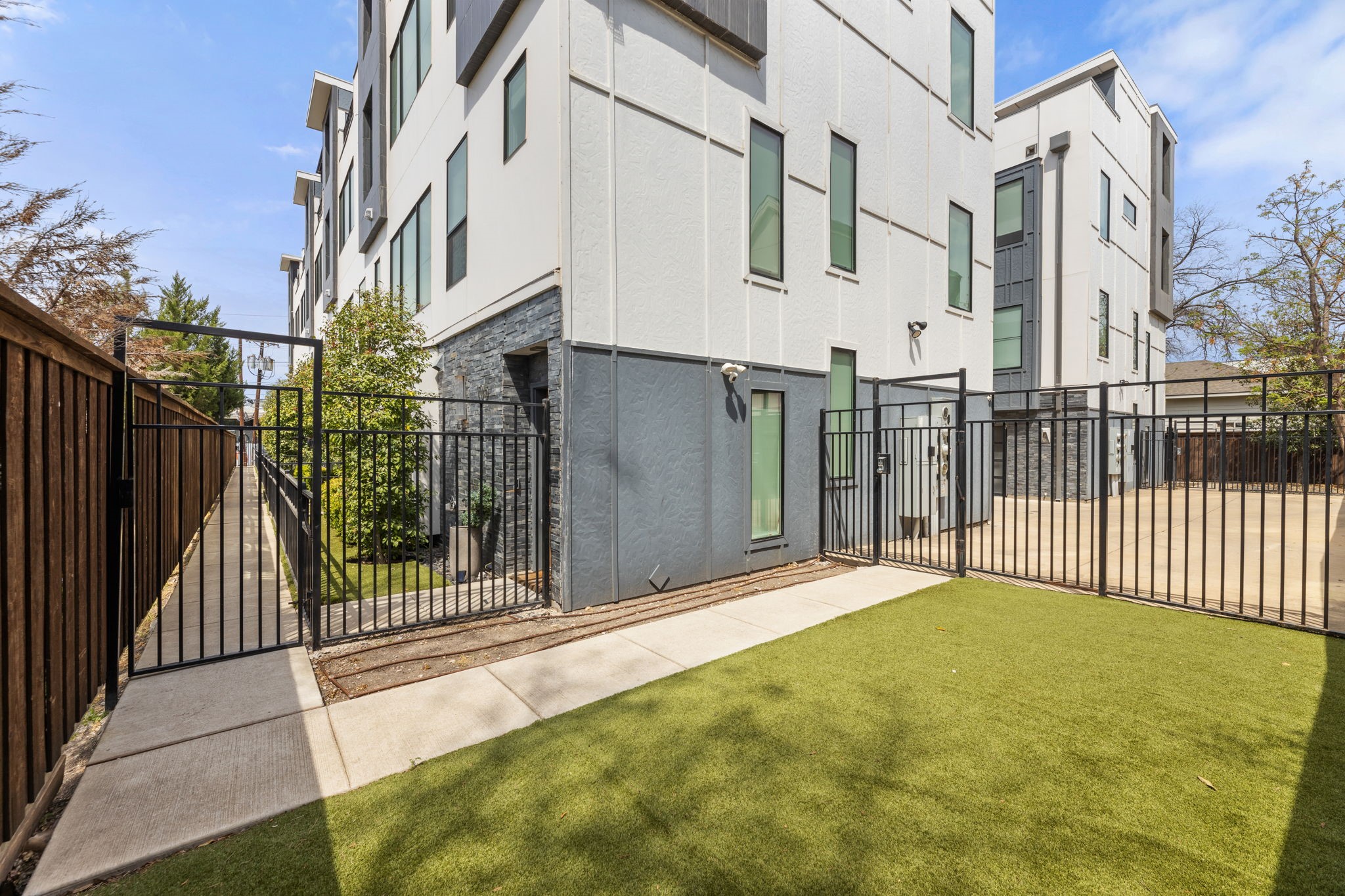 4522 Deere Street Dallas TX 75204