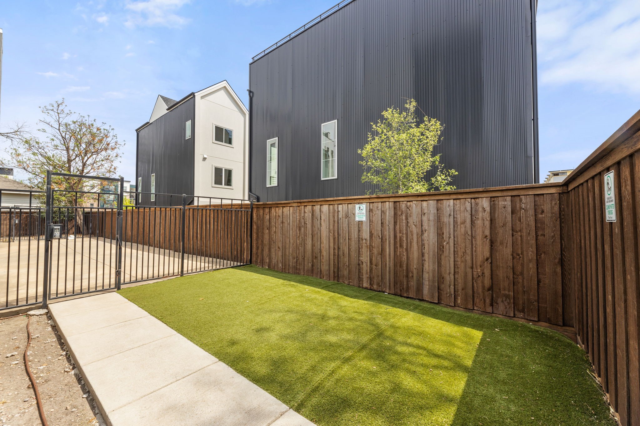 4522 Deere Street Dallas TX 75204