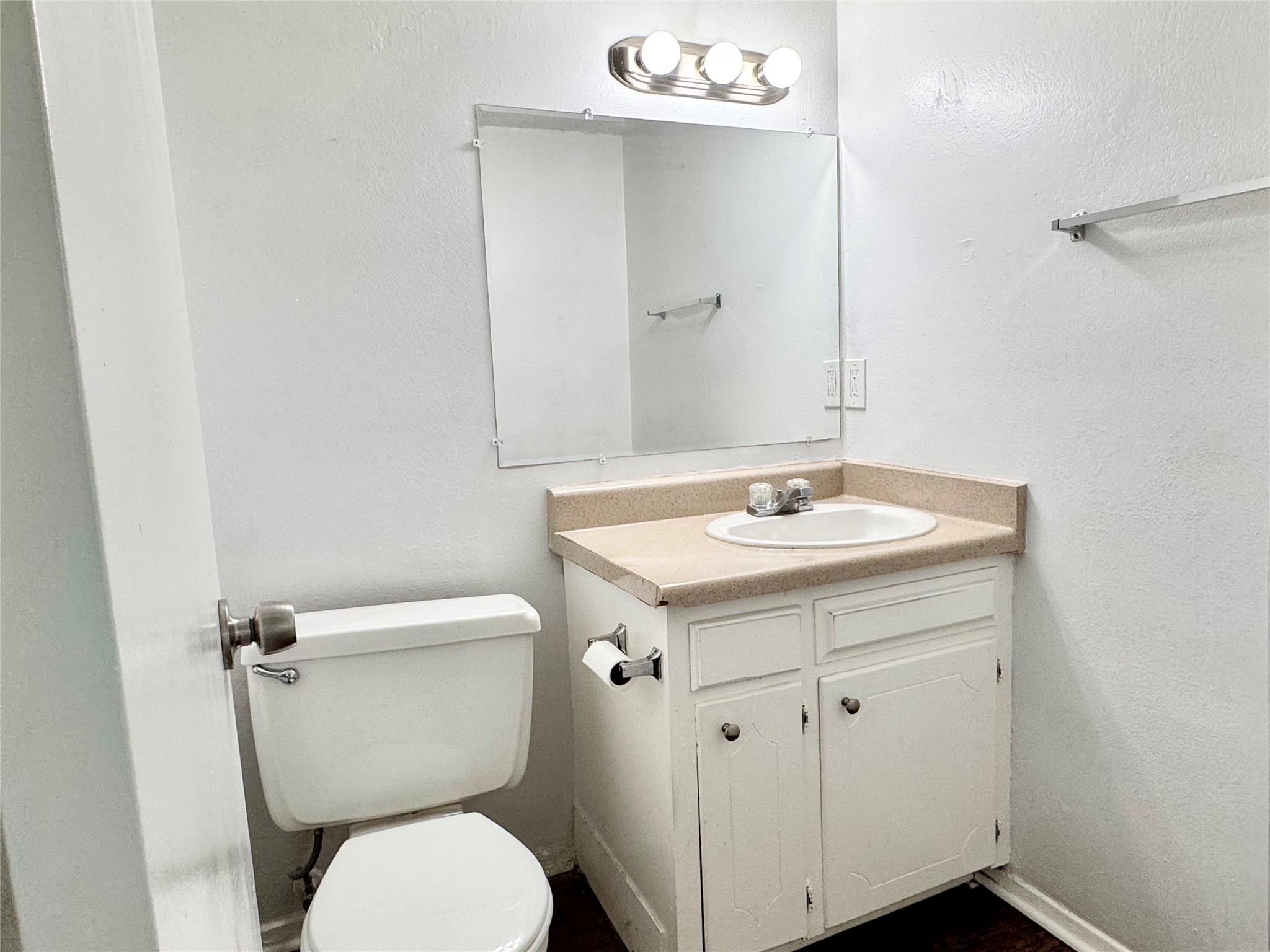 441 Thomas Street Burleson TX 76028