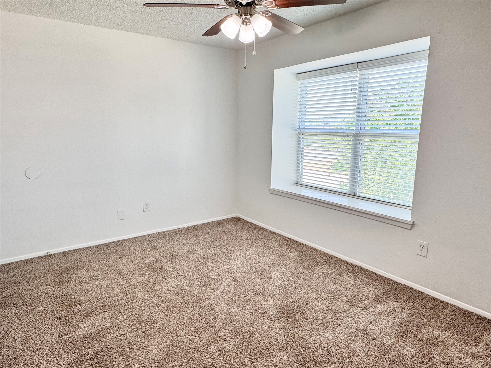 441 Thomas Street Burleson TX 76028