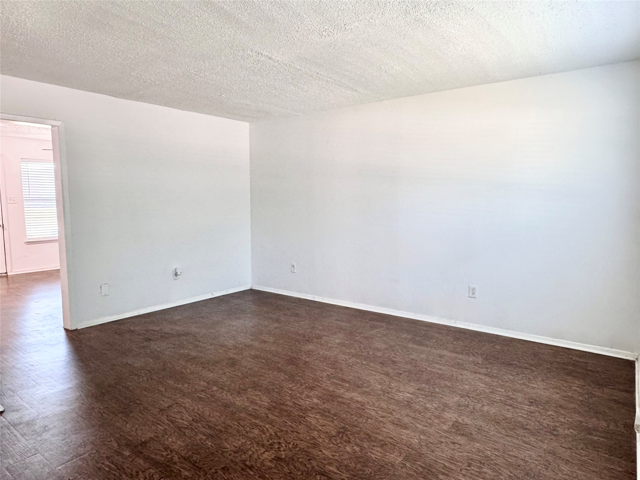 441 Thomas Street Burleson TX 76028