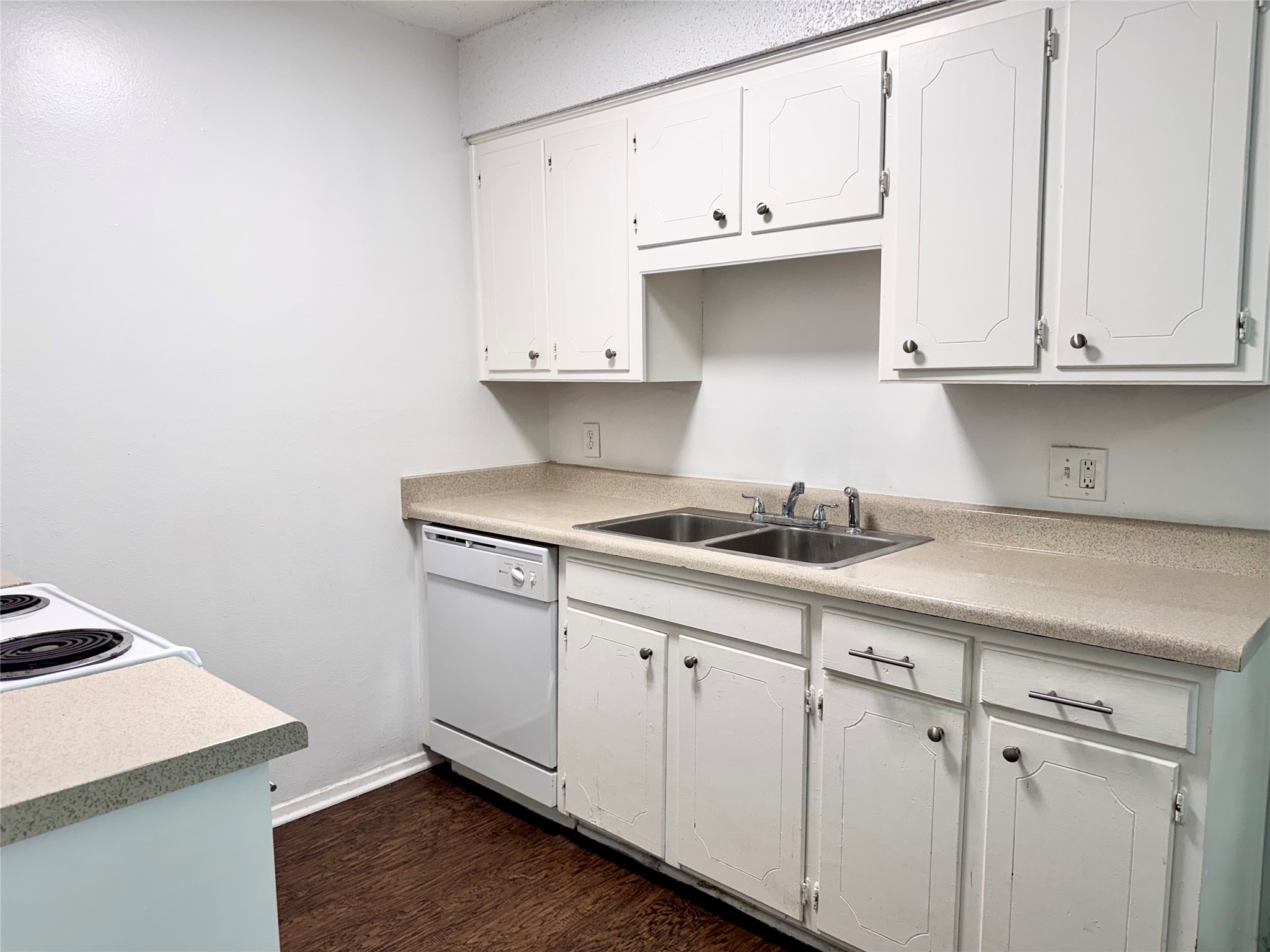 441 Thomas Street Burleson TX 76028