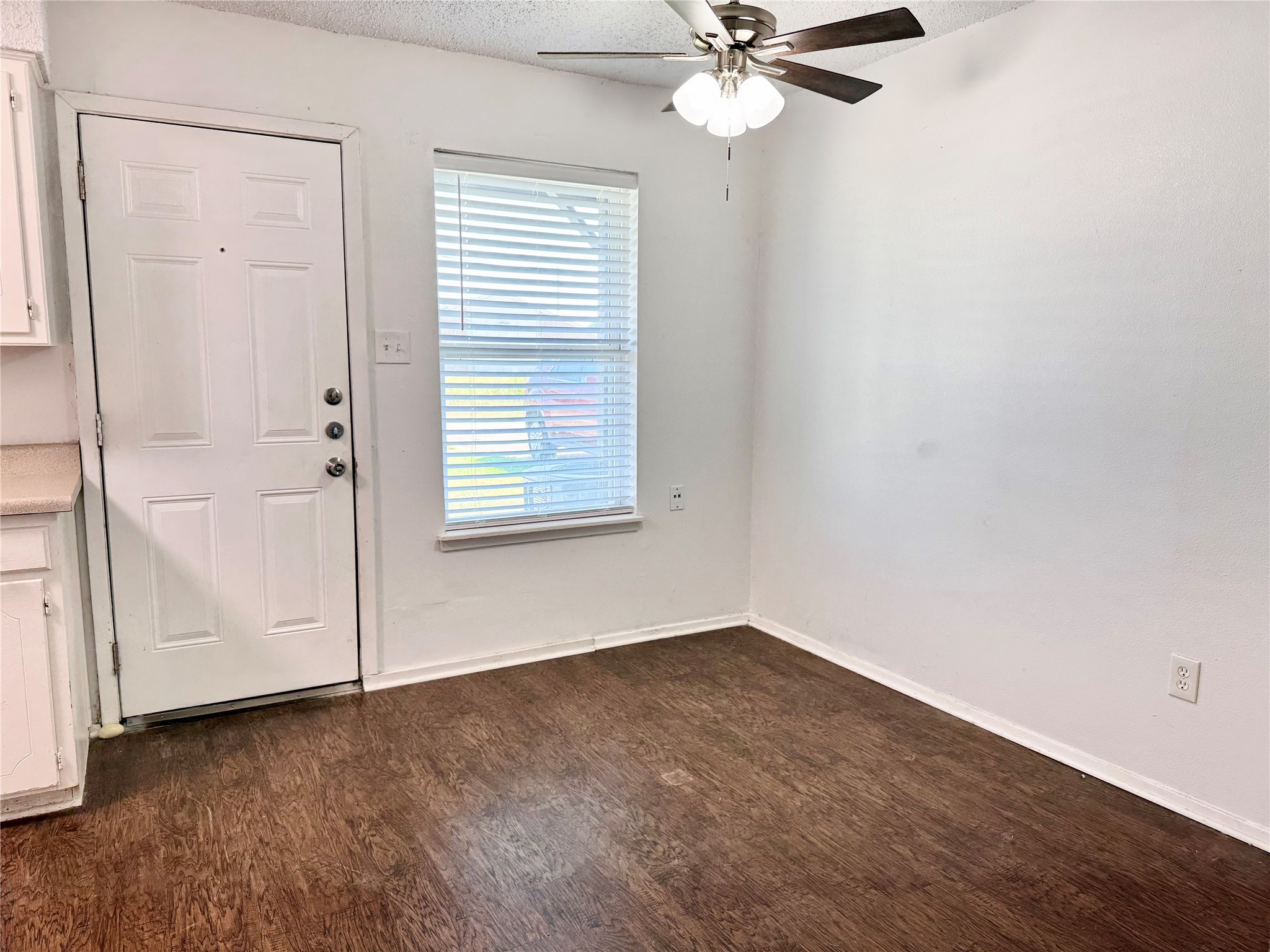 441 Thomas Street Burleson TX 76028
