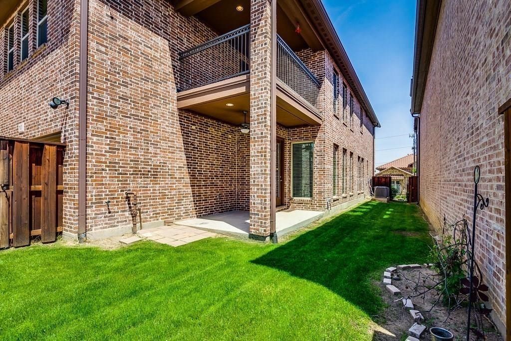 7027 Nueces Drive Irving TX 75039