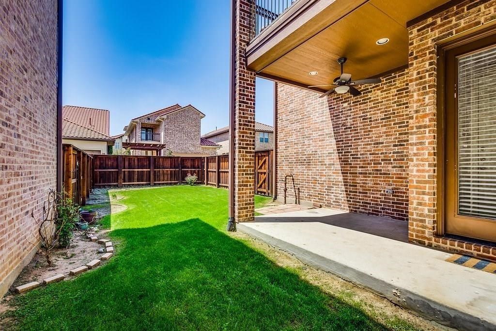 7027 Nueces Drive Irving TX 75039