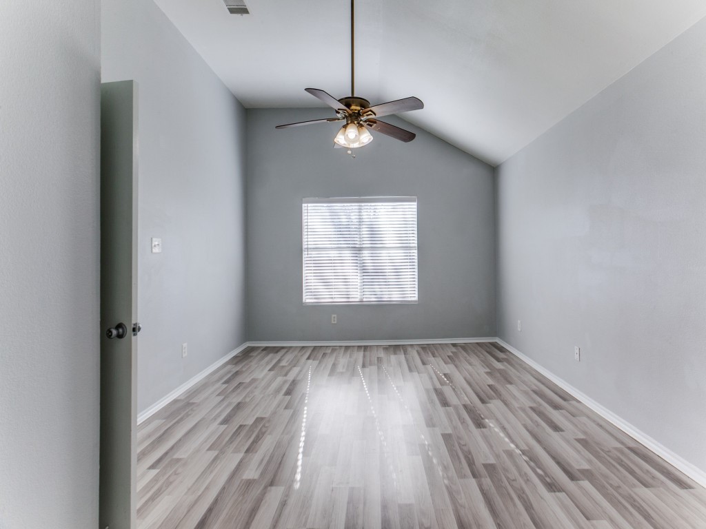 1305 Greenbriar Lane Mckinney TX 75069