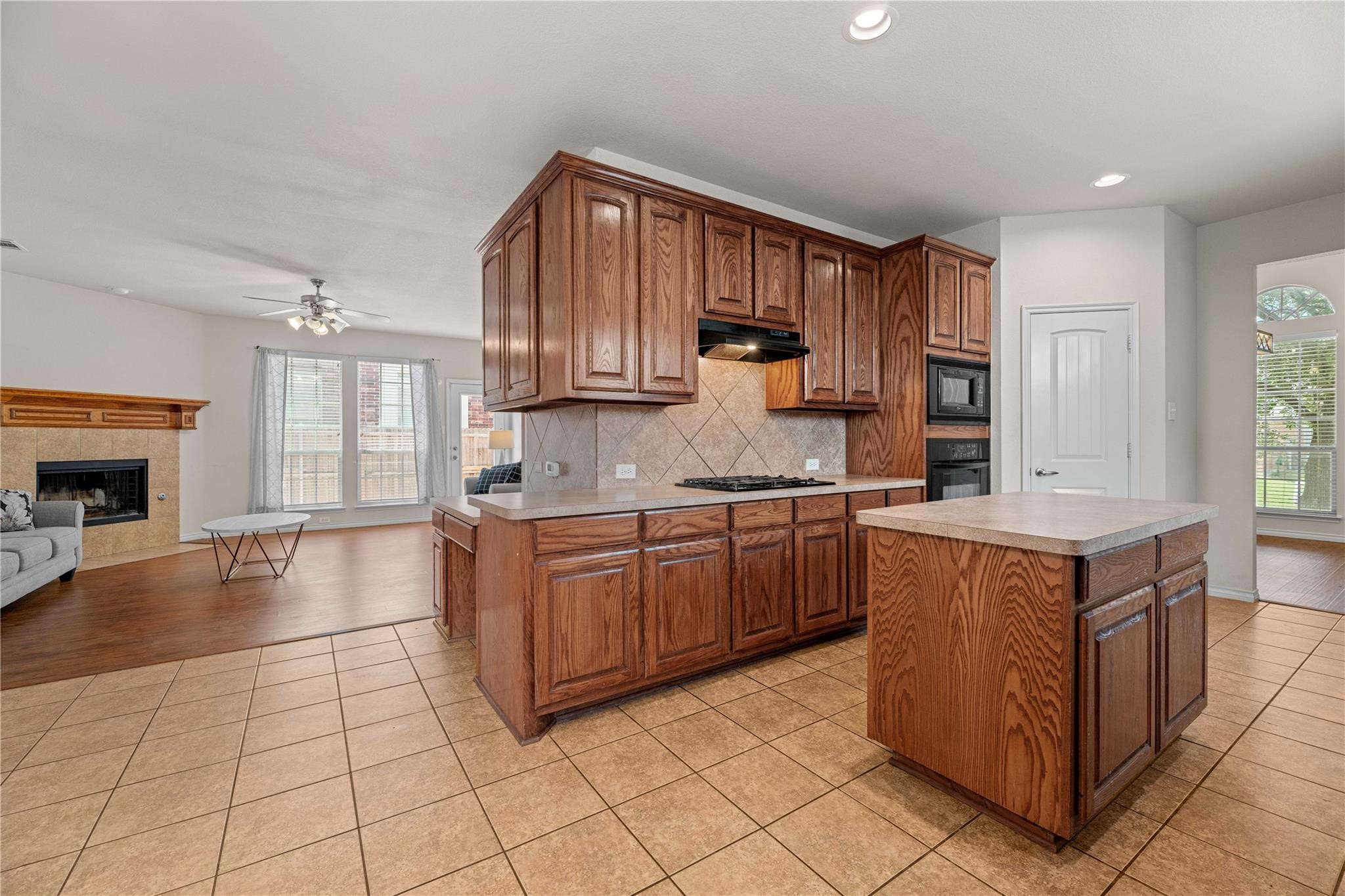 5805 Broken Spur Mckinney TX 75070