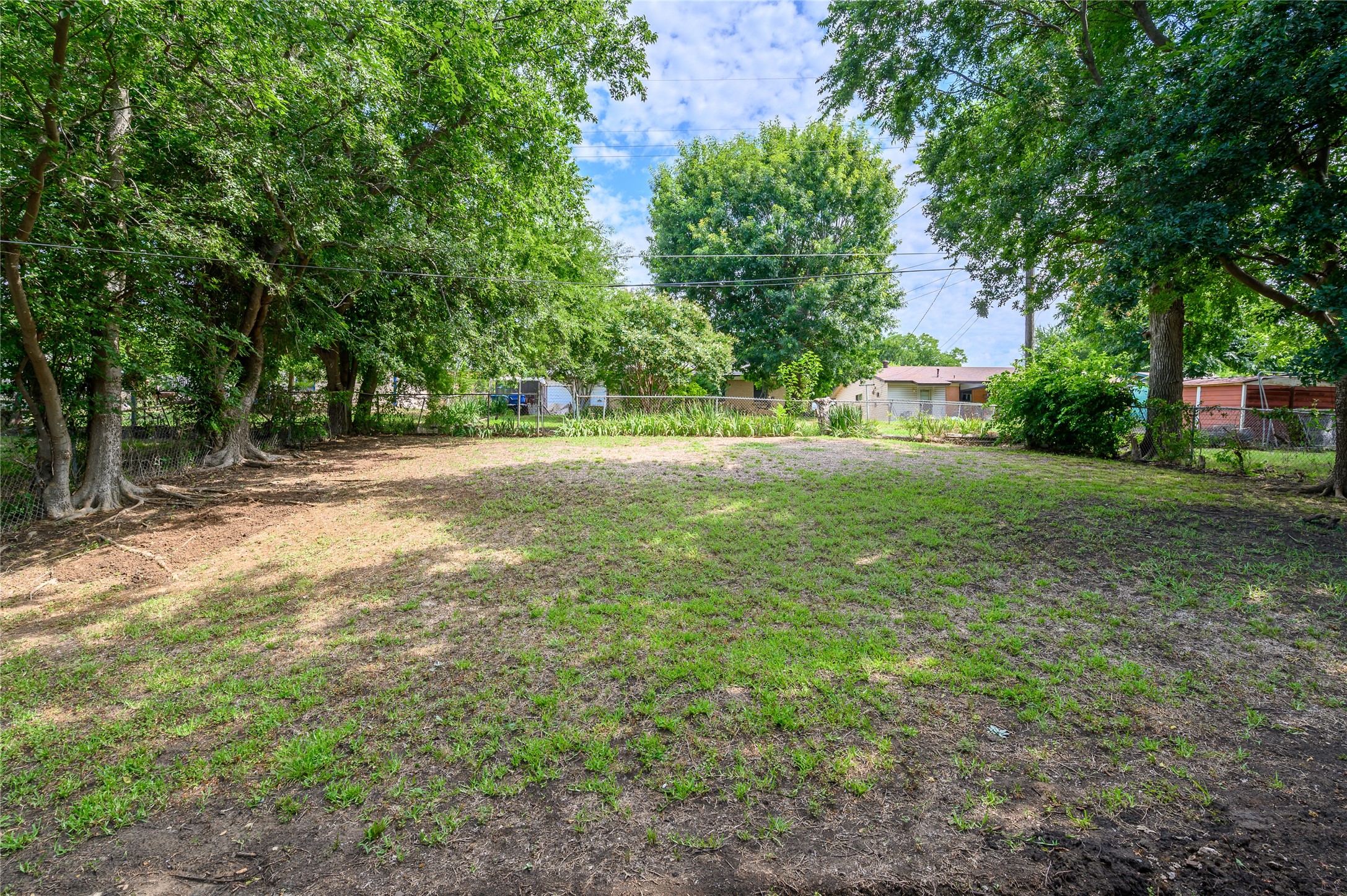 157 Bob White Road Denison TX 75020