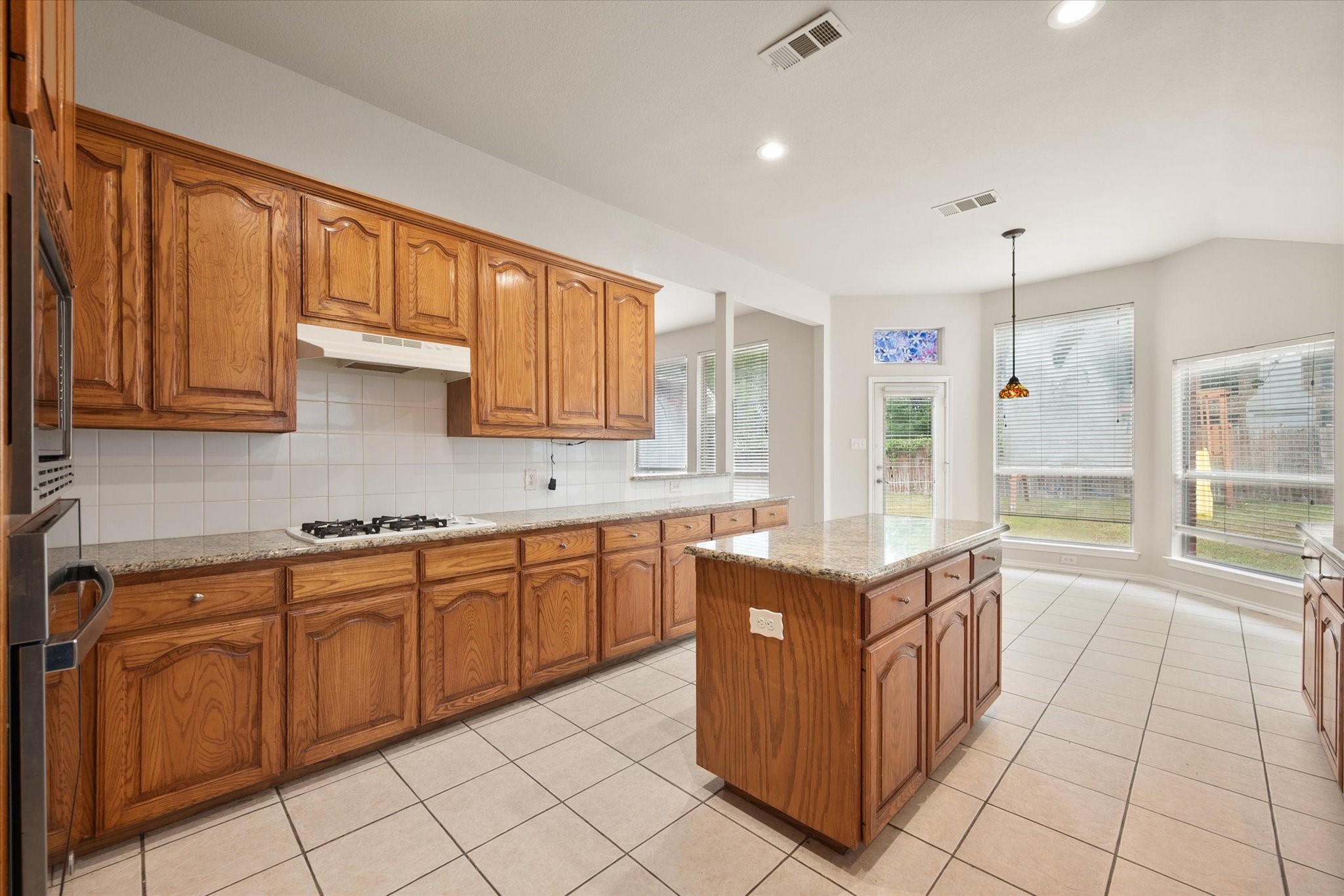 6103 Sea Island Trail Arlington TX 76001
