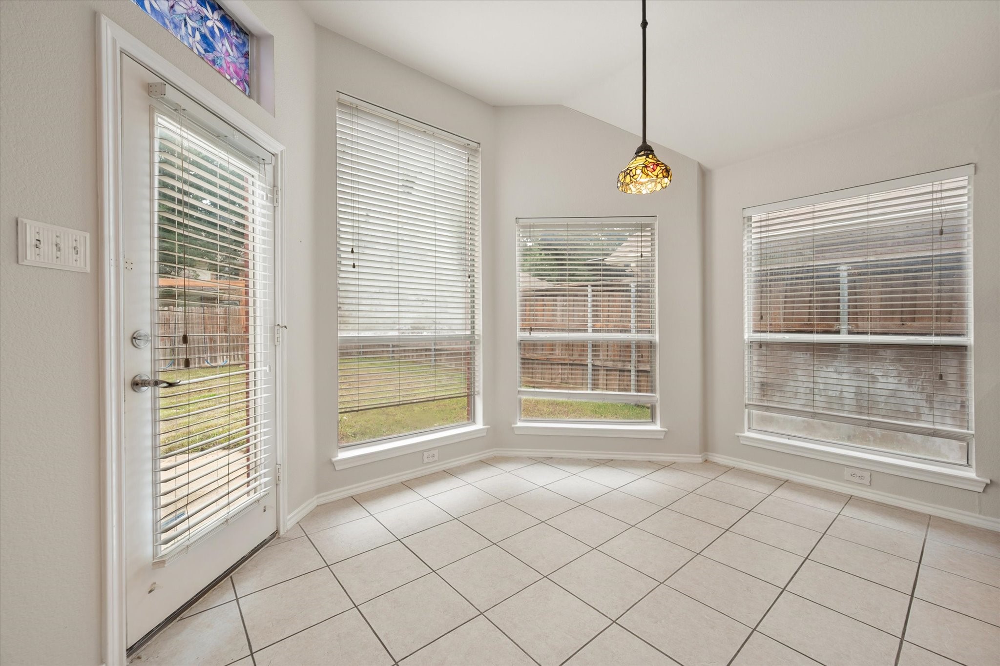 6103 Sea Island Trail Arlington TX 76001