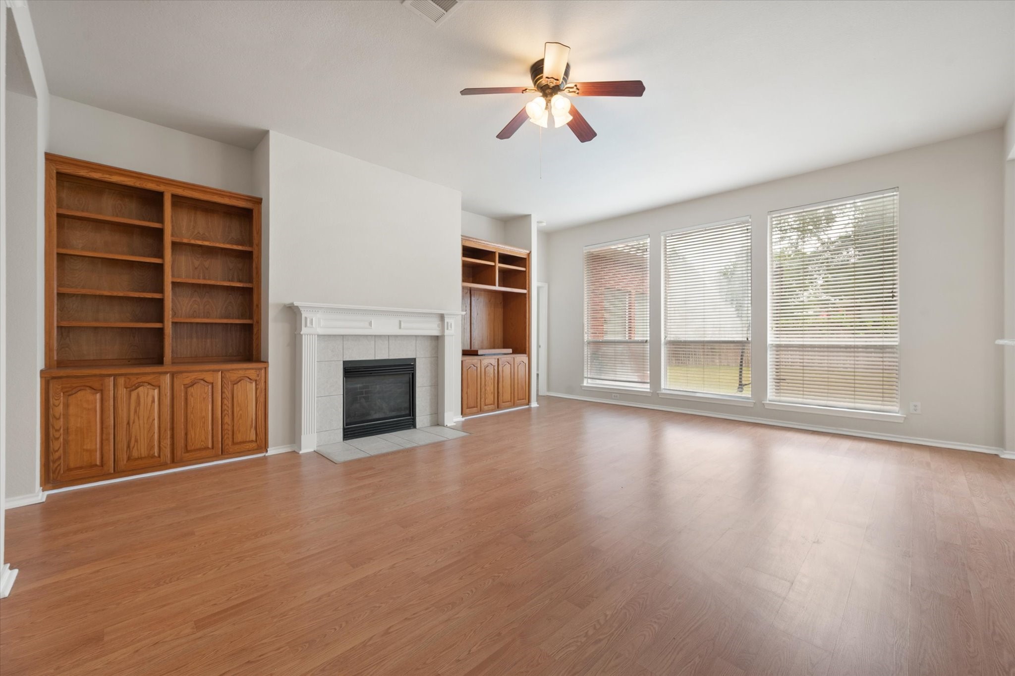 6103 Sea Island Trail Arlington TX 76001