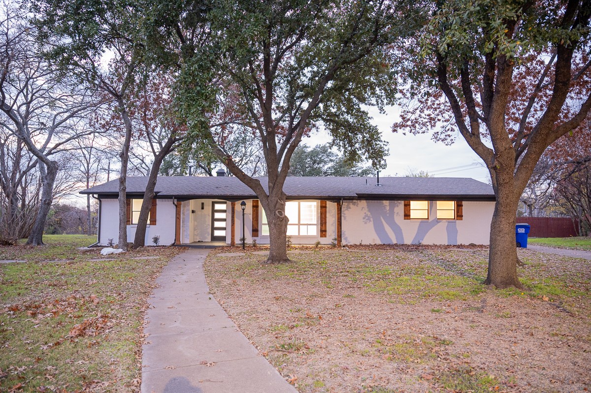 12607 Gaslite Circle Farmers Branch TX 75234