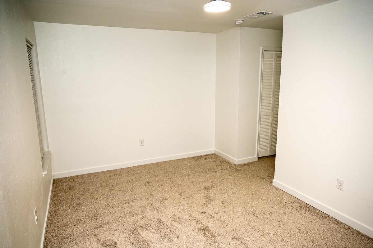 12607 Gaslite Circle Farmers Branch TX 75234