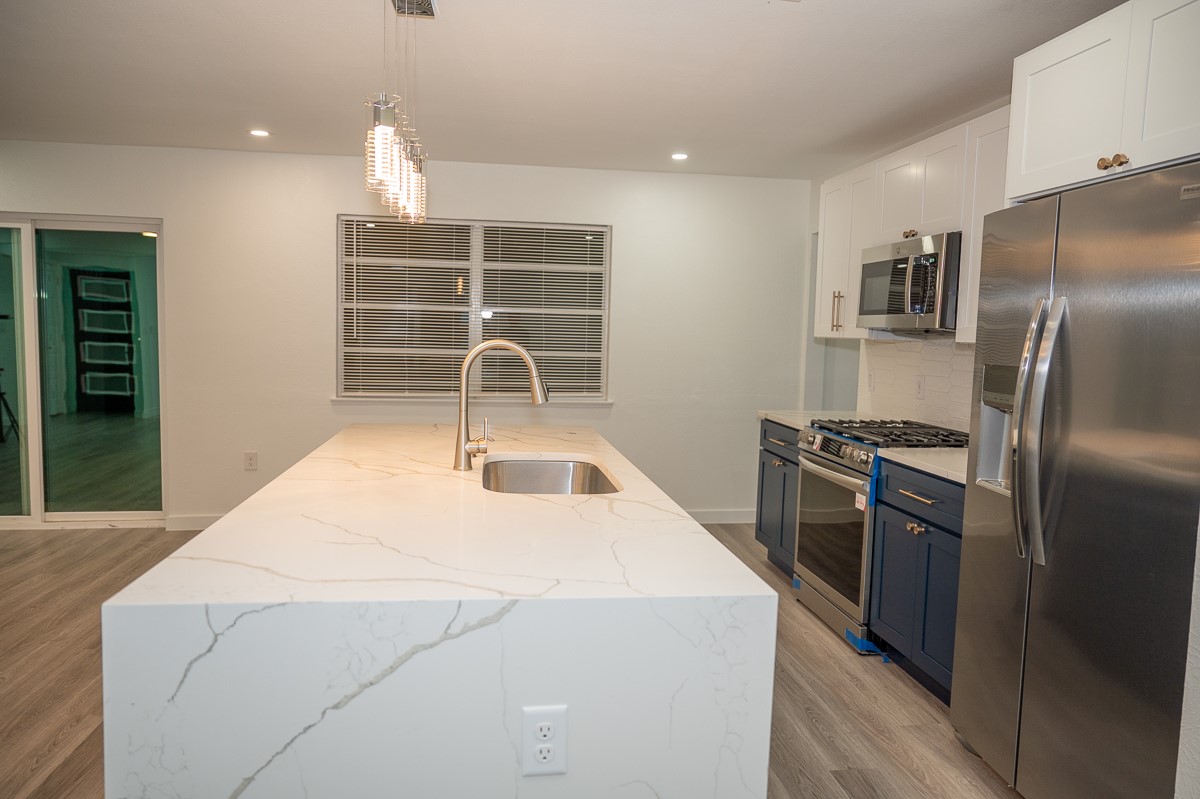 12607 Gaslite Circle Farmers Branch TX 75234