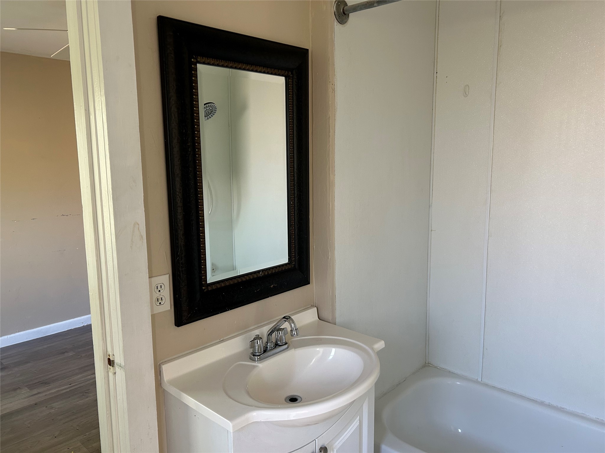 104 W Wilson Avenue Whitney TX 76692