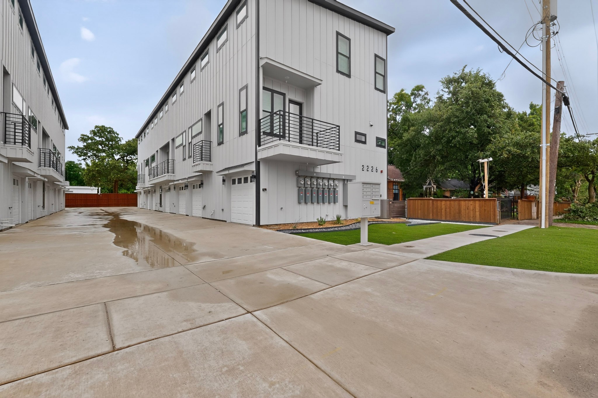 2226 Shea Road Dallas TX 75235
