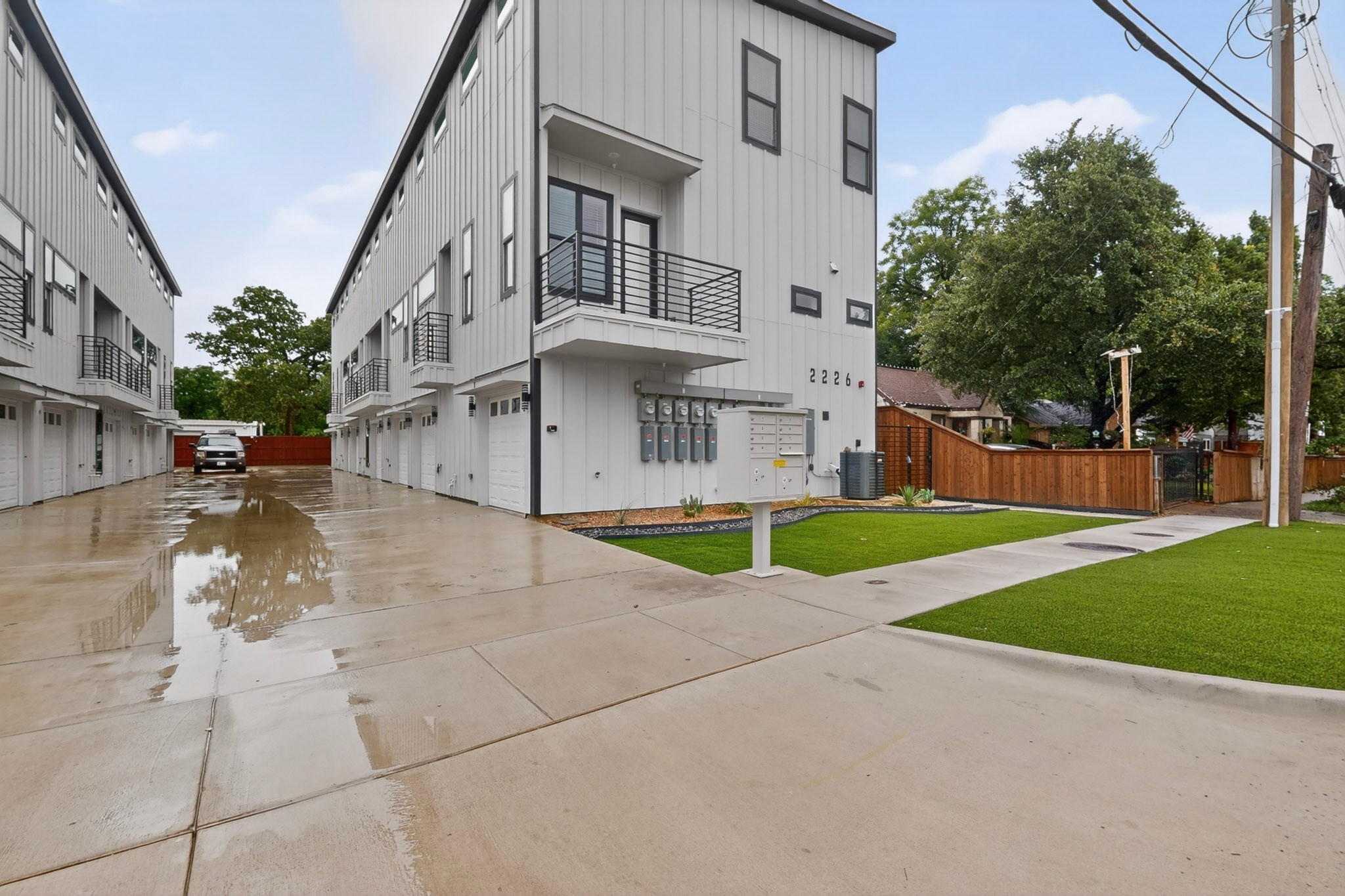2226 Shea Road Dallas TX 75235