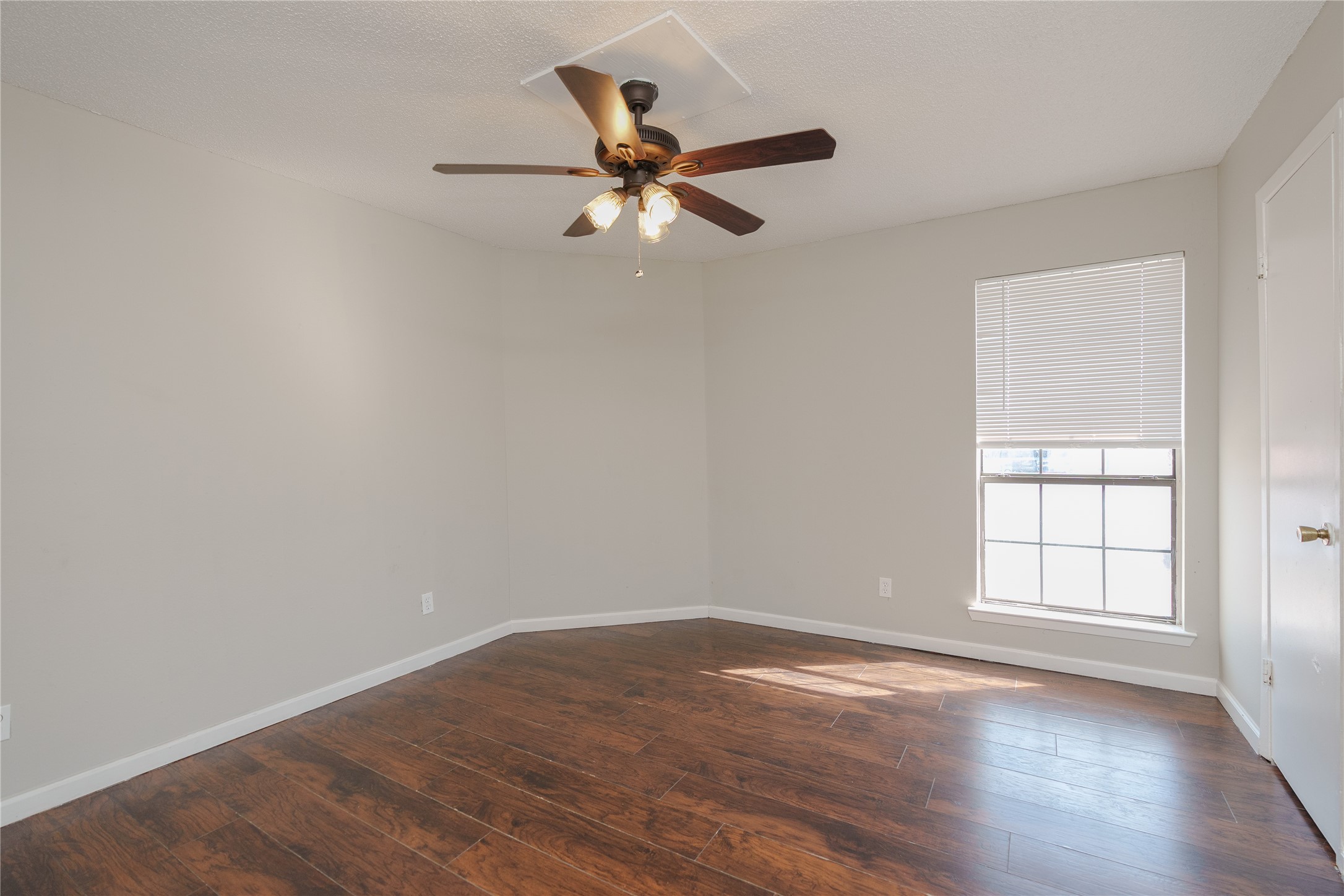 2813 Wimbledon Court Garland TX 75041