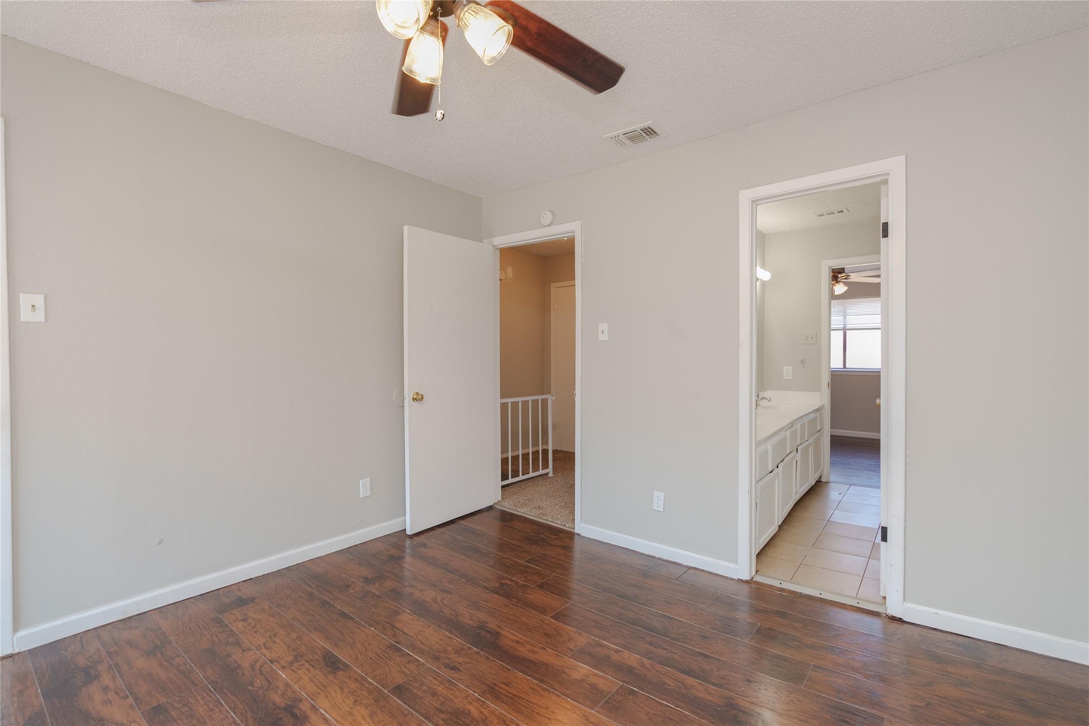2813 Wimbledon Court Garland TX 75041
